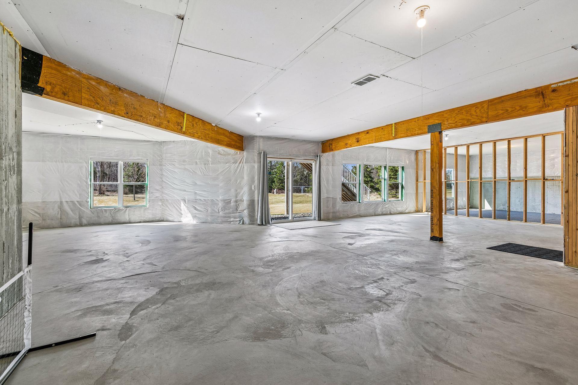 1330 Interlachen Drive