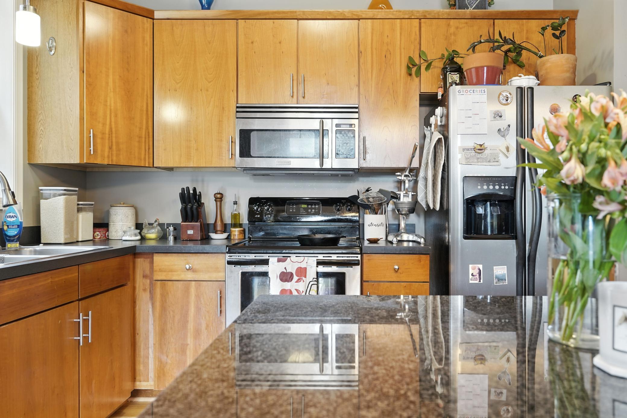 301 Oak Grove Street Unit: 214