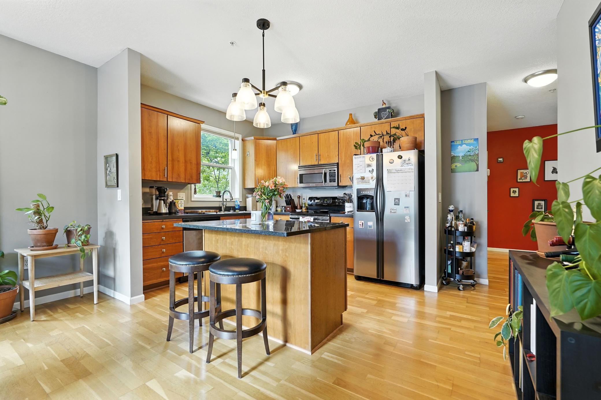 301 Oak Grove Street Unit: 214