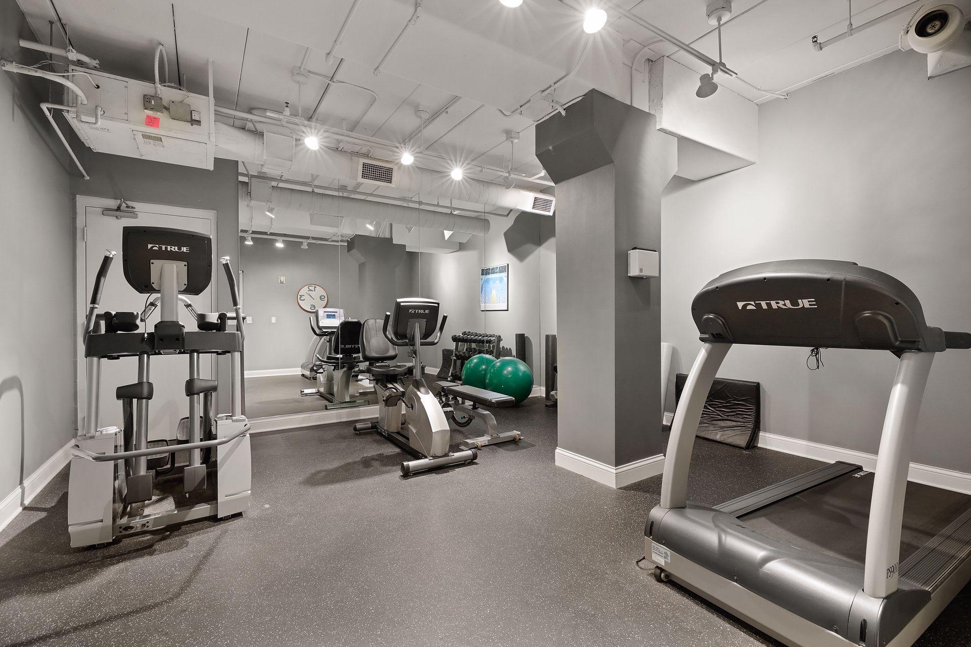 301 Oak Grove Street Unit: 214