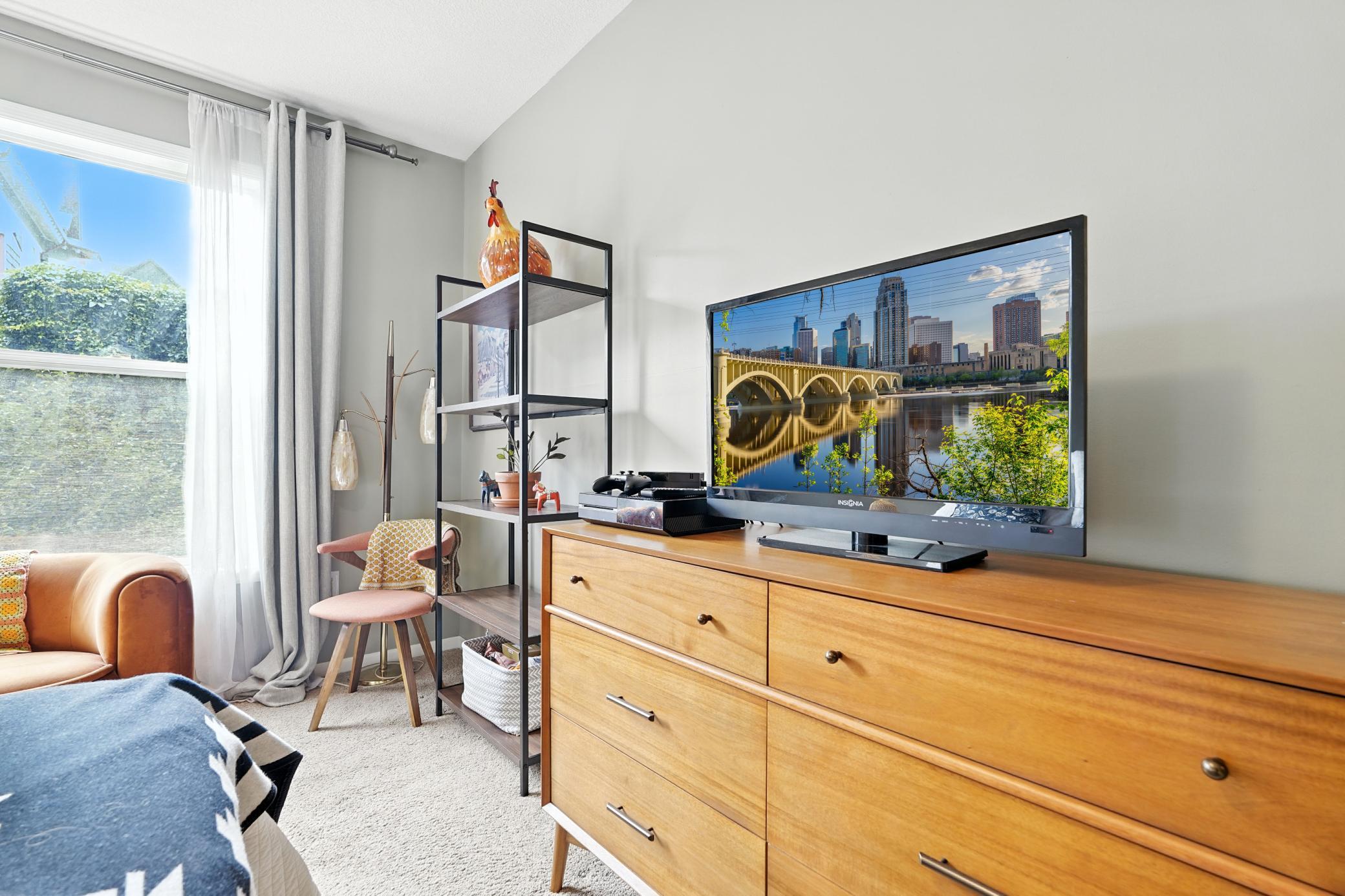 301 Oak Grove Street Unit: 214