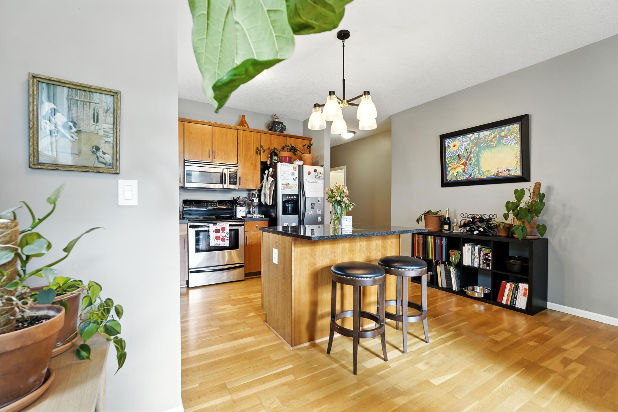 301 Oak Grove Street Unit: 214