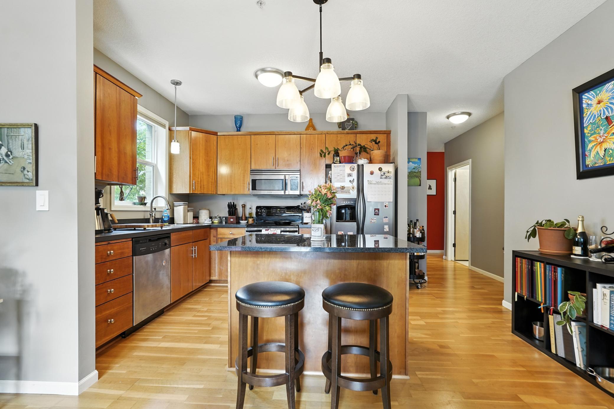 301 Oak Grove Street Unit: 214