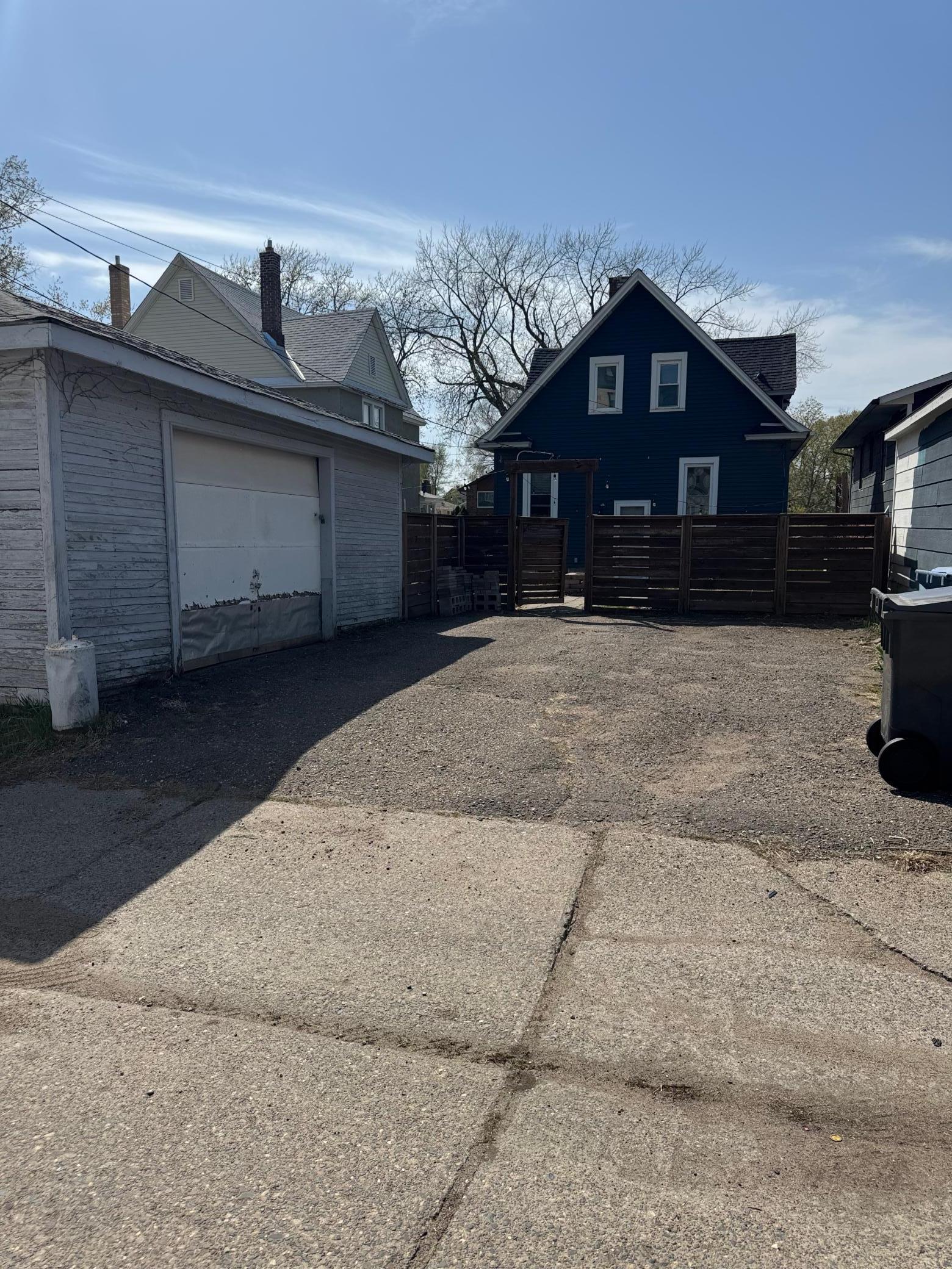 2411 Grand Street NE