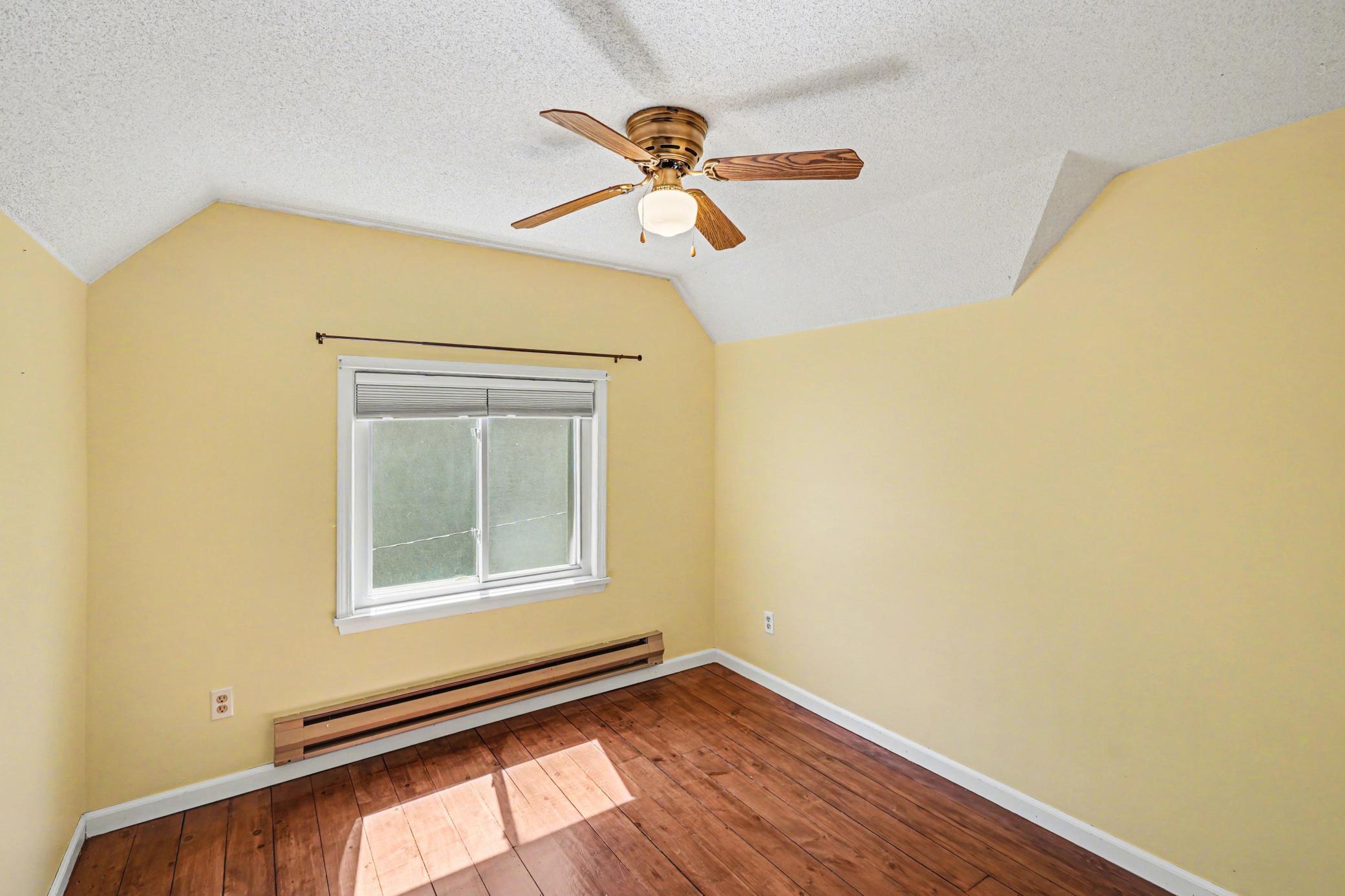 2411 Grand Street NE