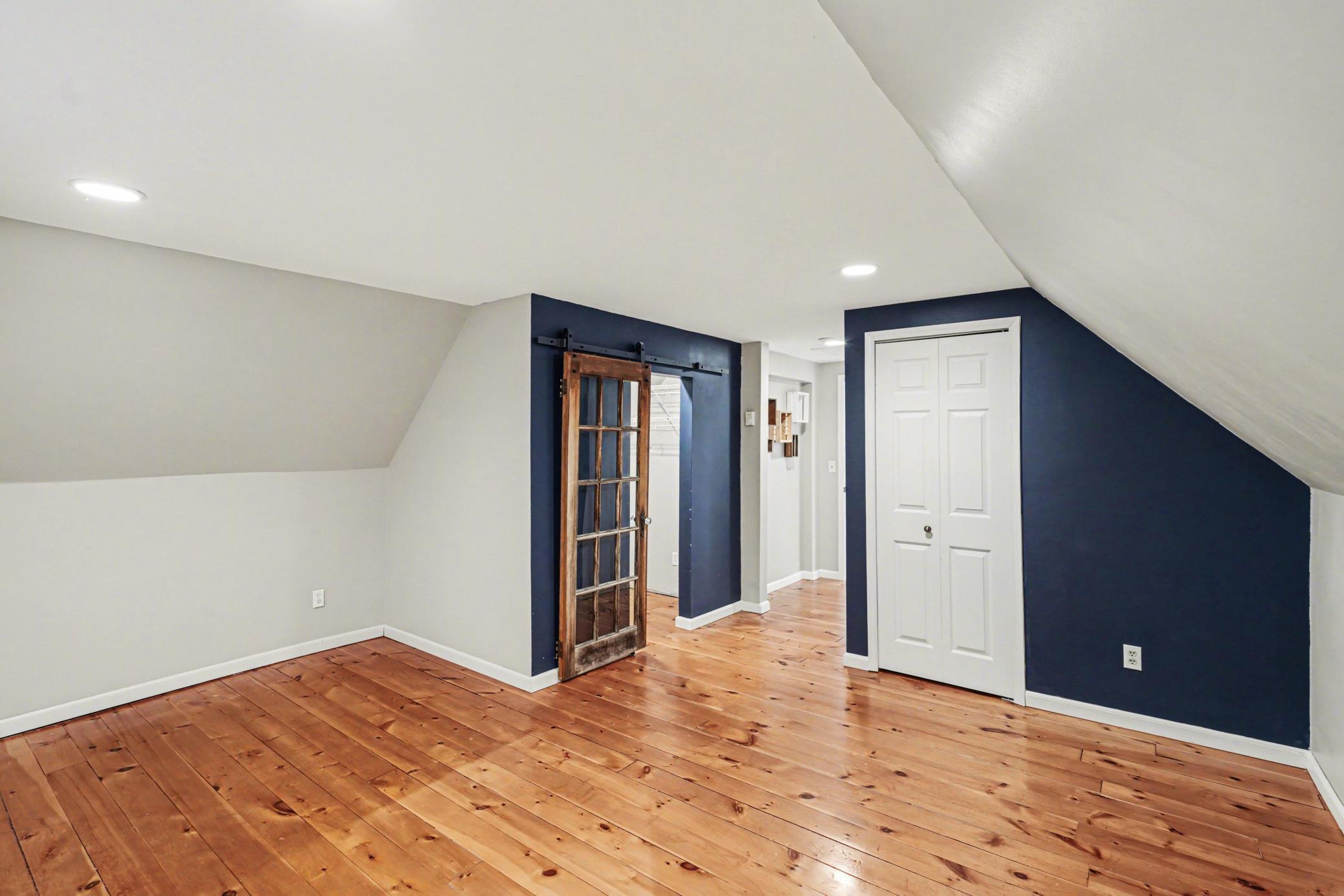 2411 Grand Street NE