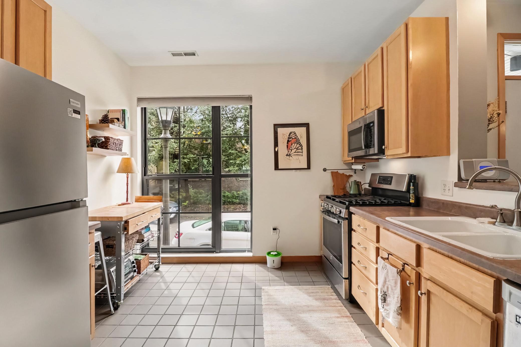 820 Emerald Street Unit: 117