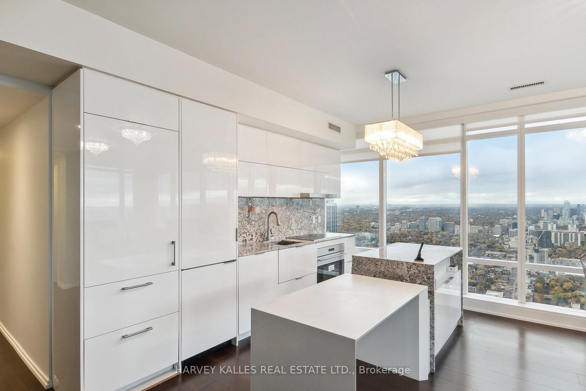 1 Bloor Street E 6801