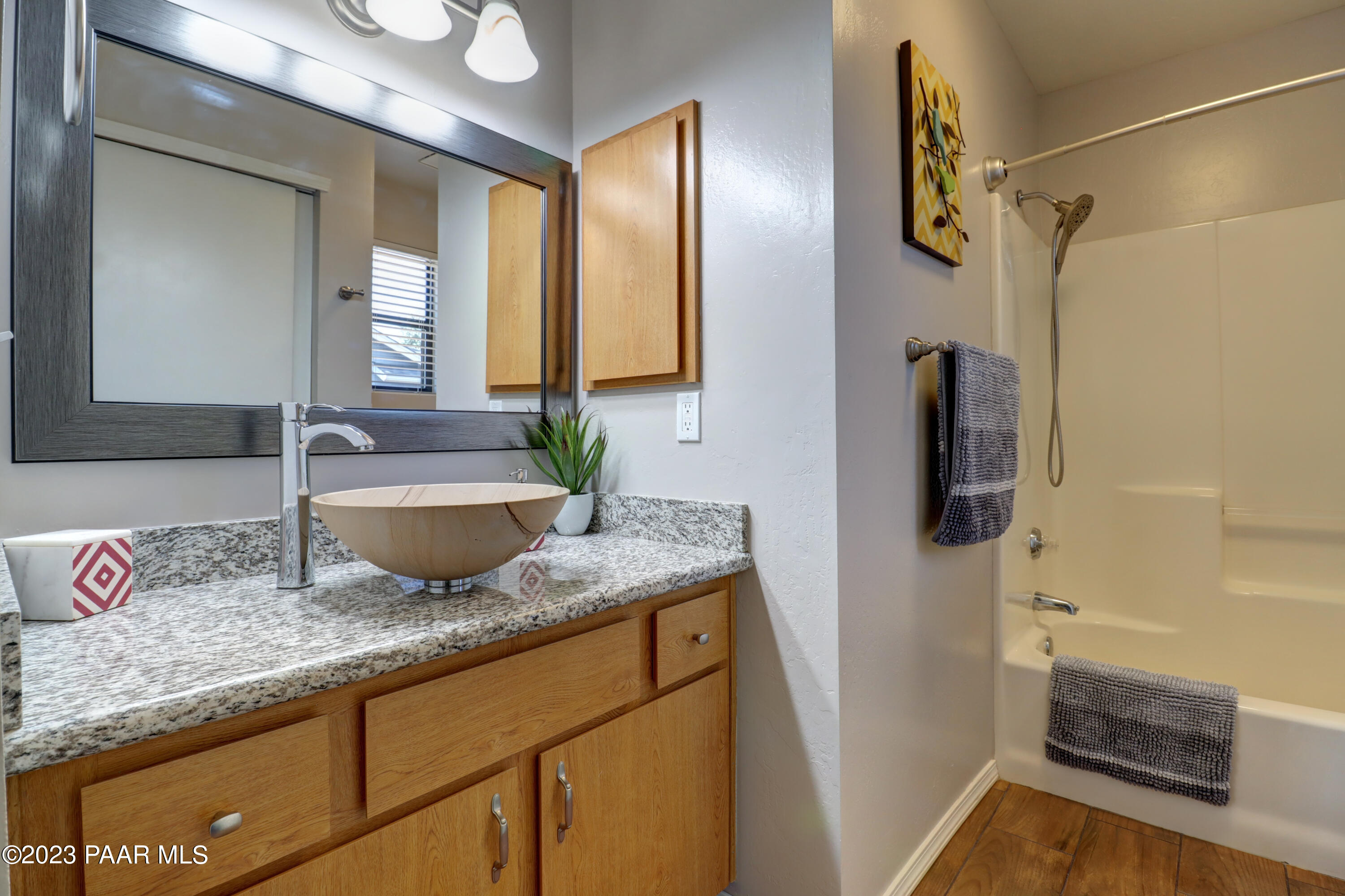 2811 N Cedar Springs Lane