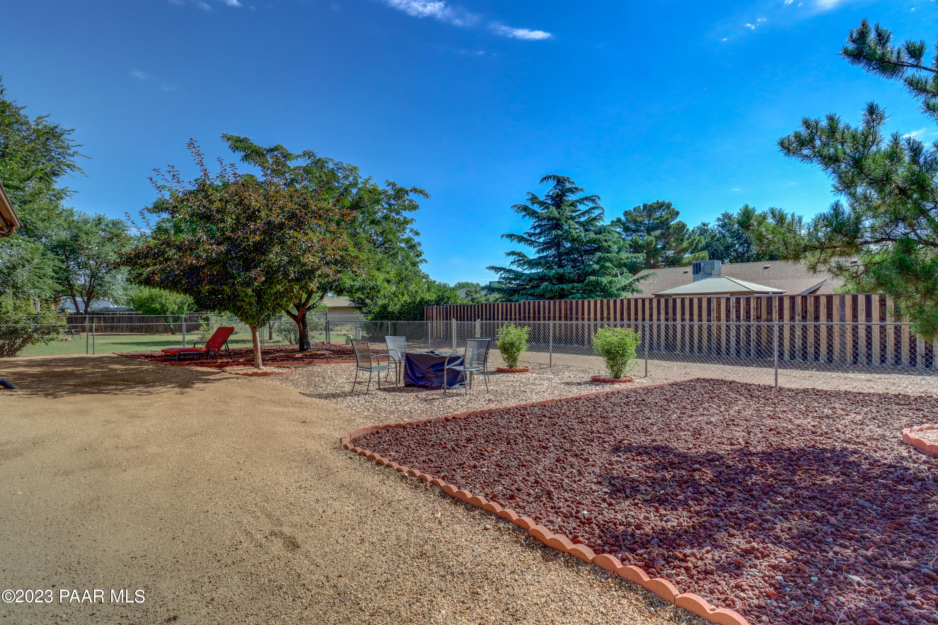 2811 N Cedar Springs Lane