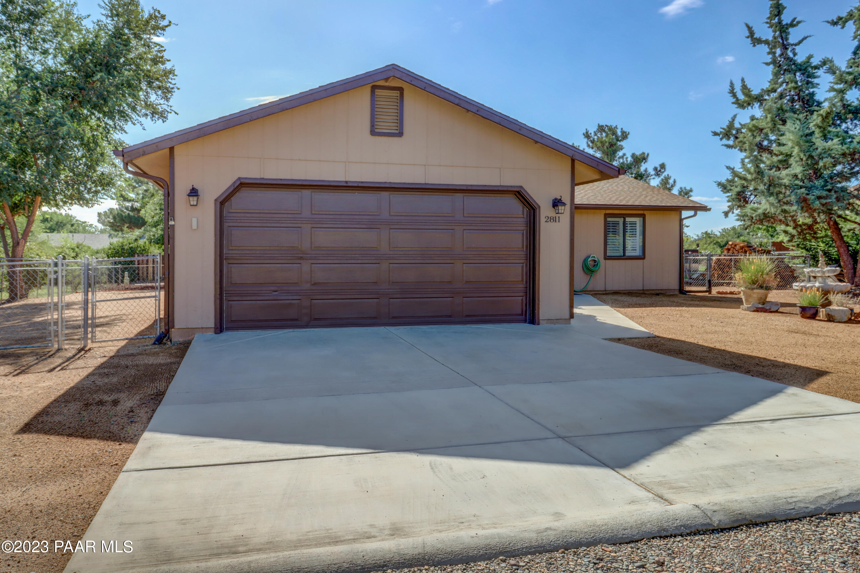 2811 N Cedar Springs Lane