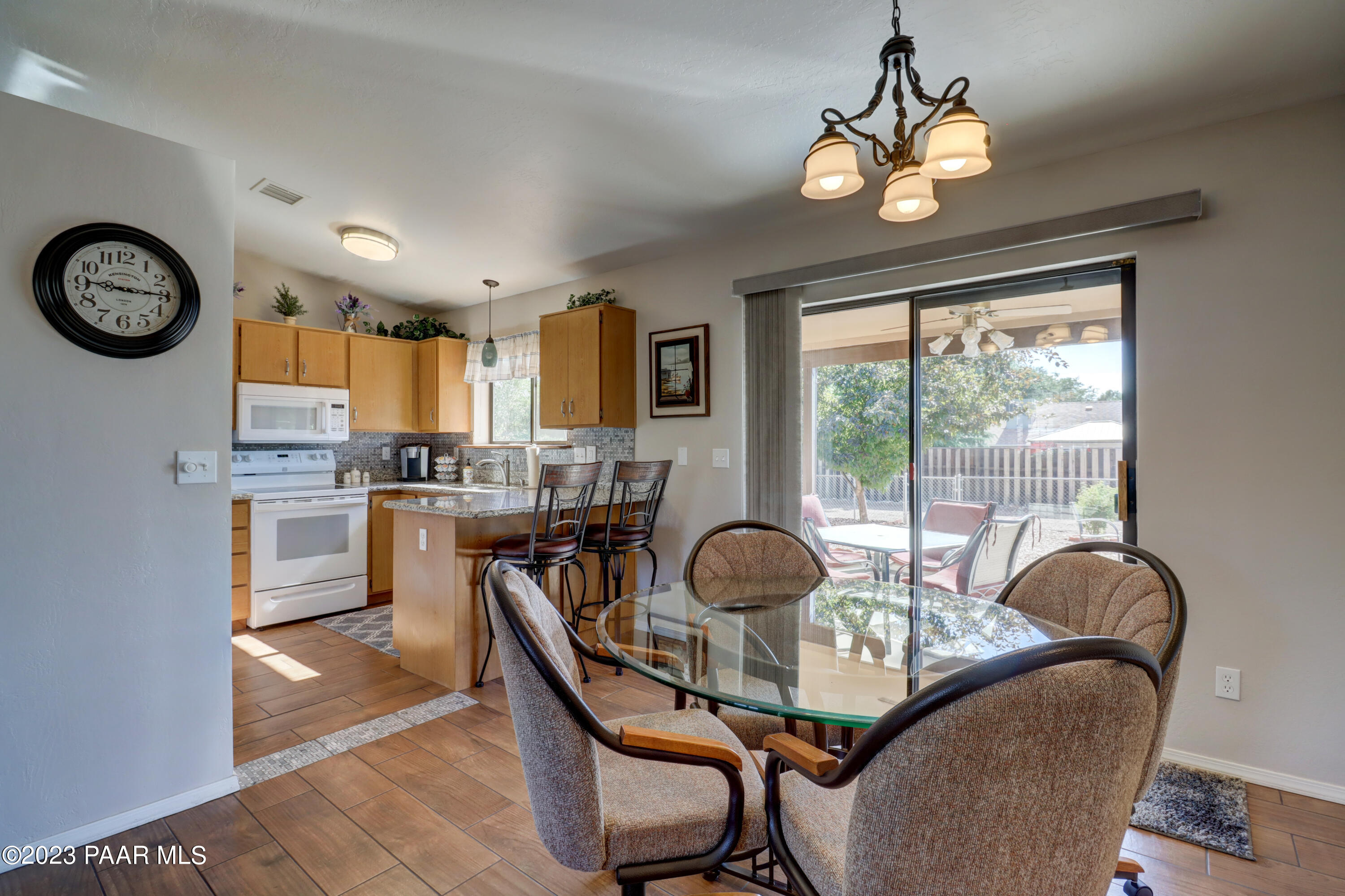 2811 N Cedar Springs Lane