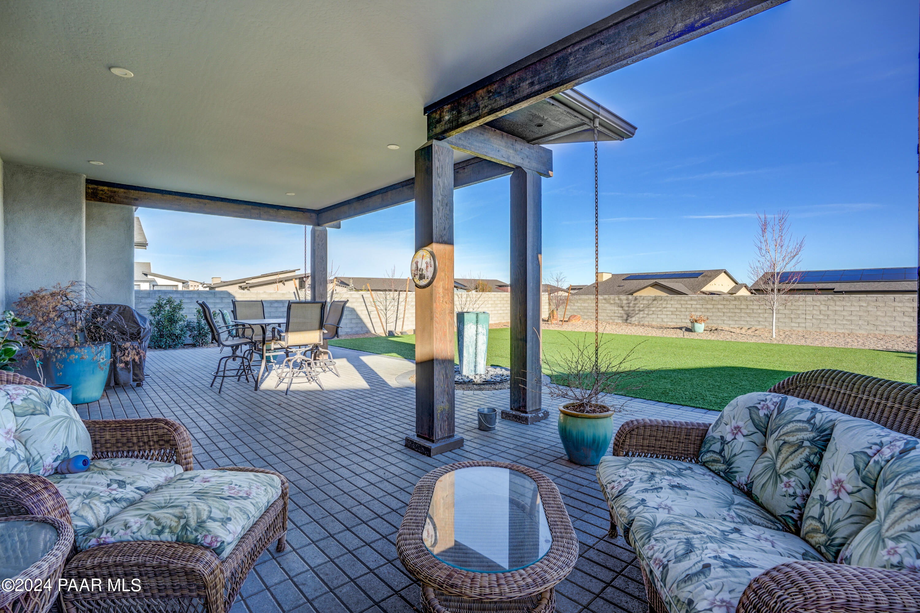5537 E Killen Loop