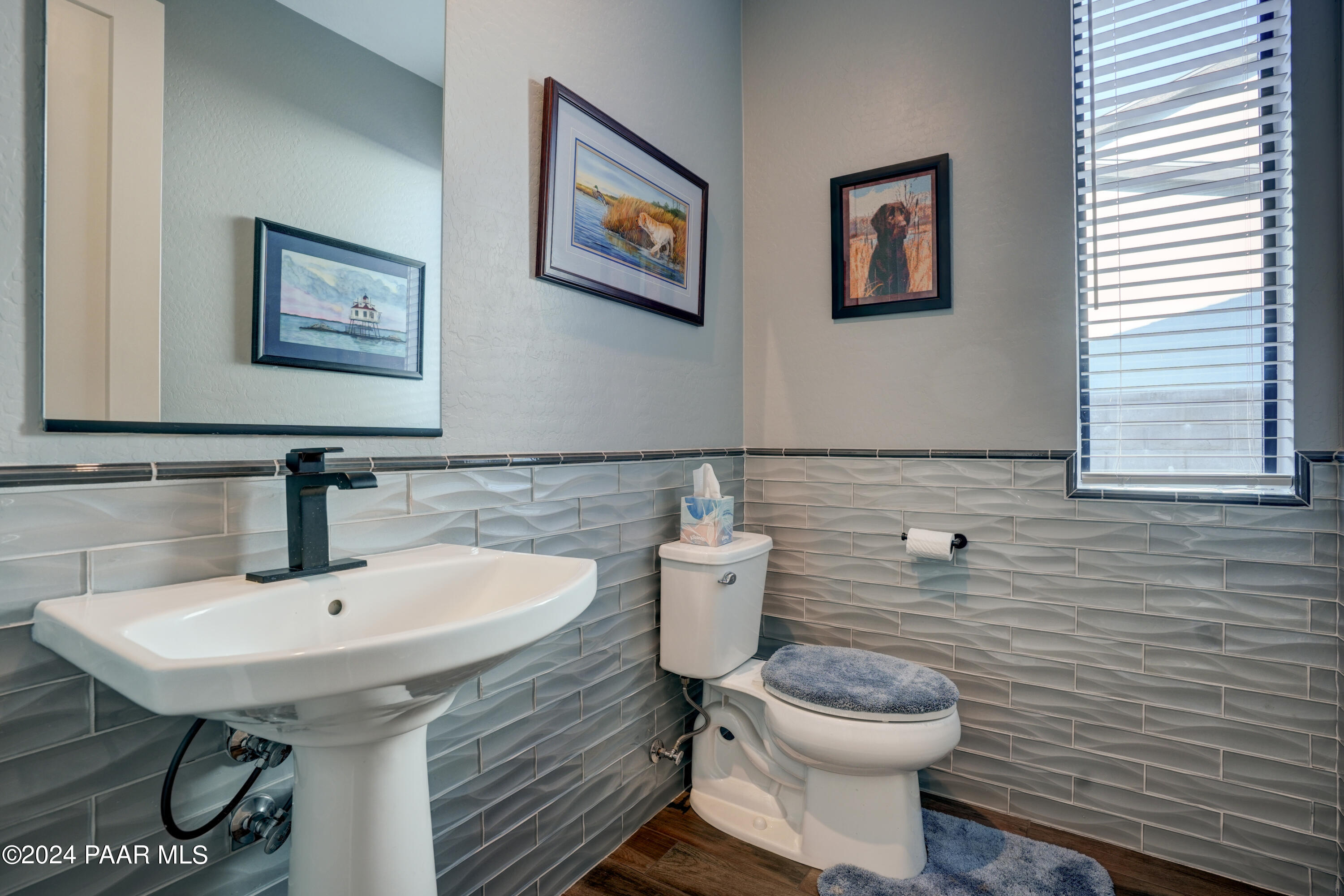 5537 E Killen Loop