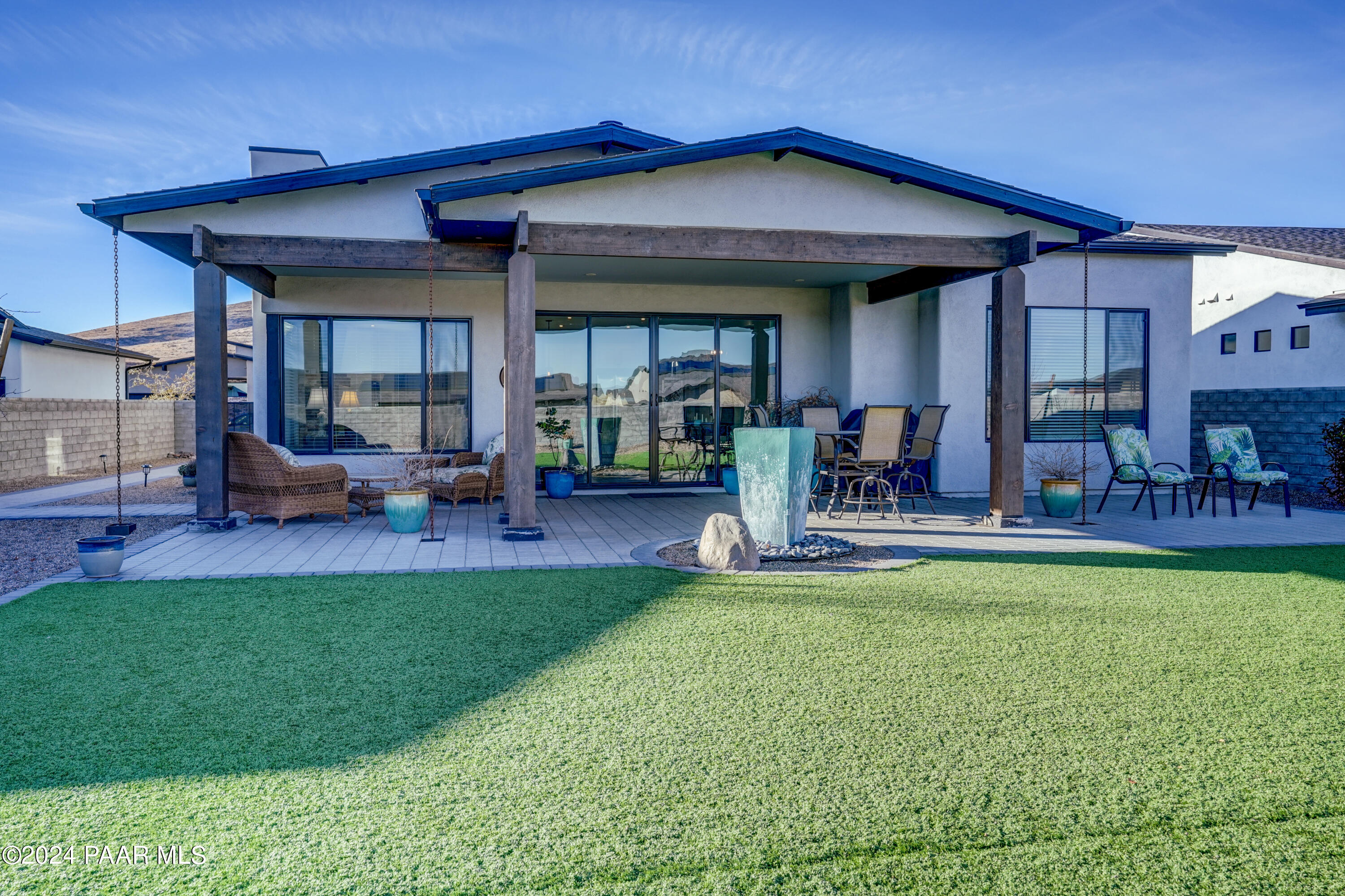 5537 E Killen Loop