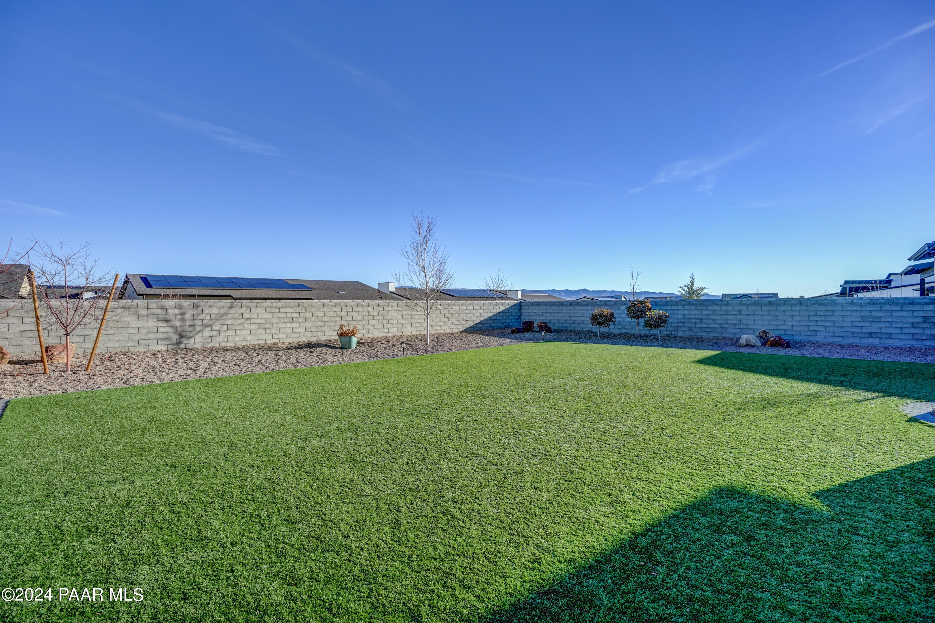 5537 E Killen Loop