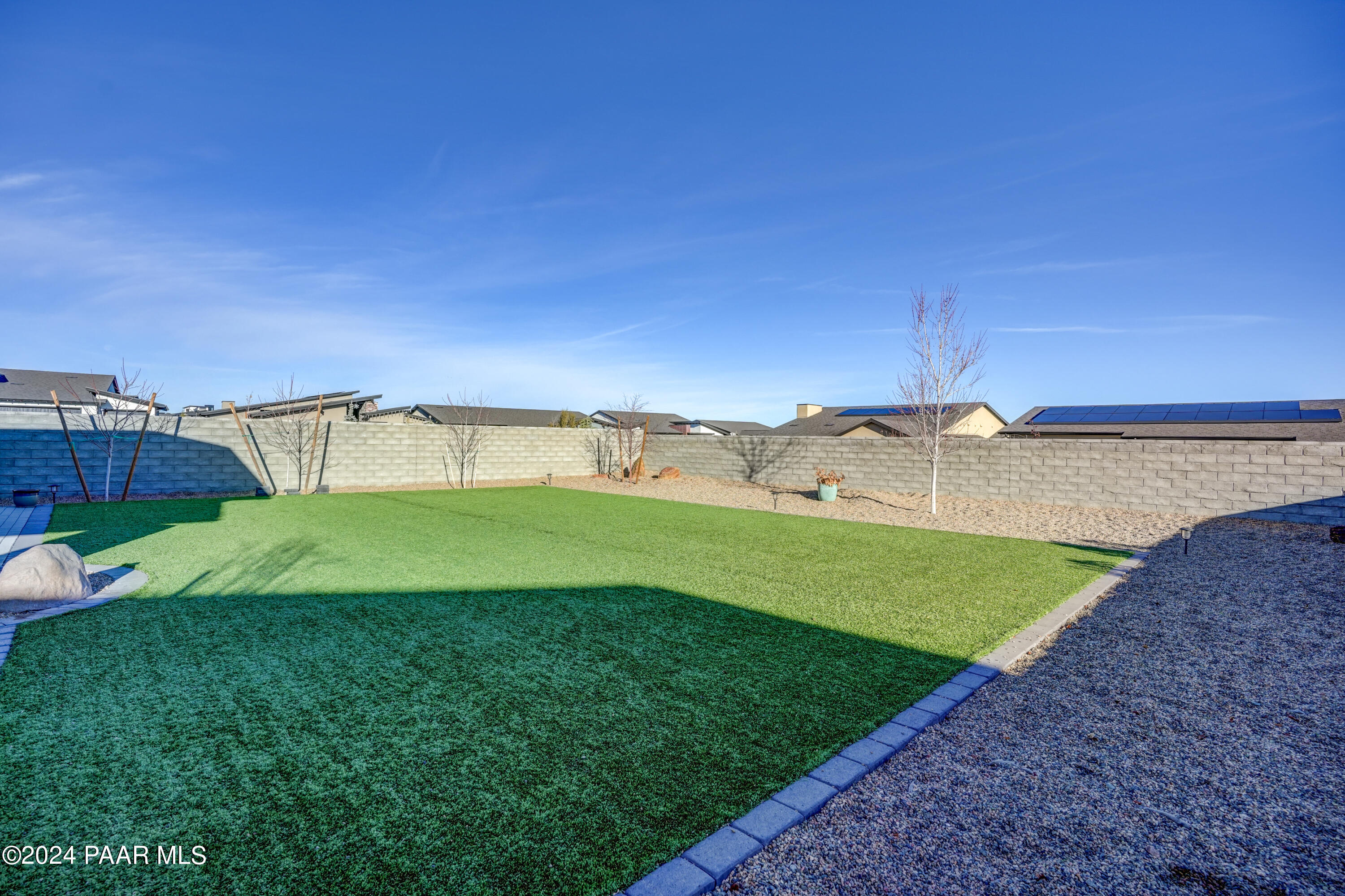 5537 E Killen Loop