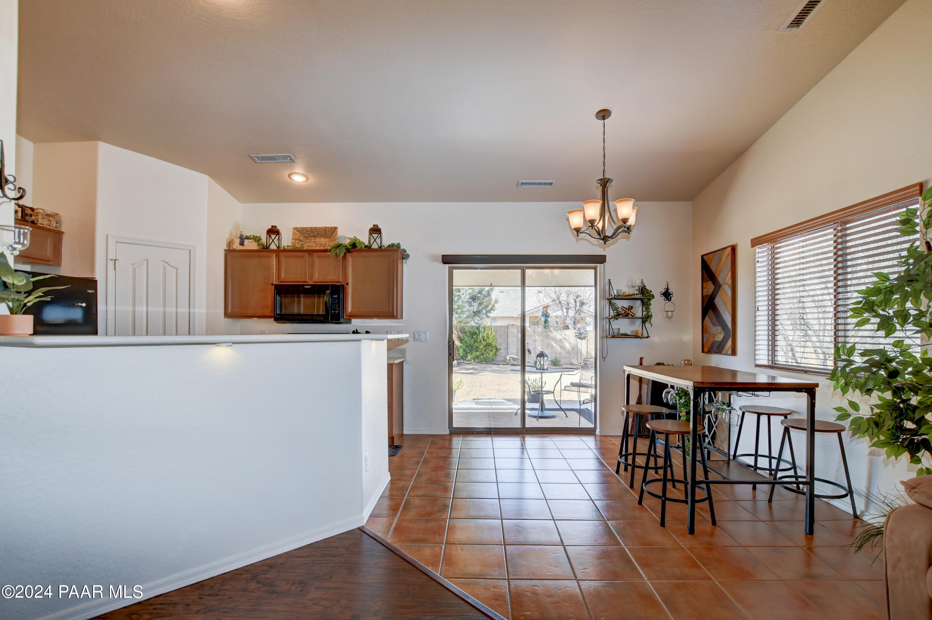 5508 N Bronco Lane