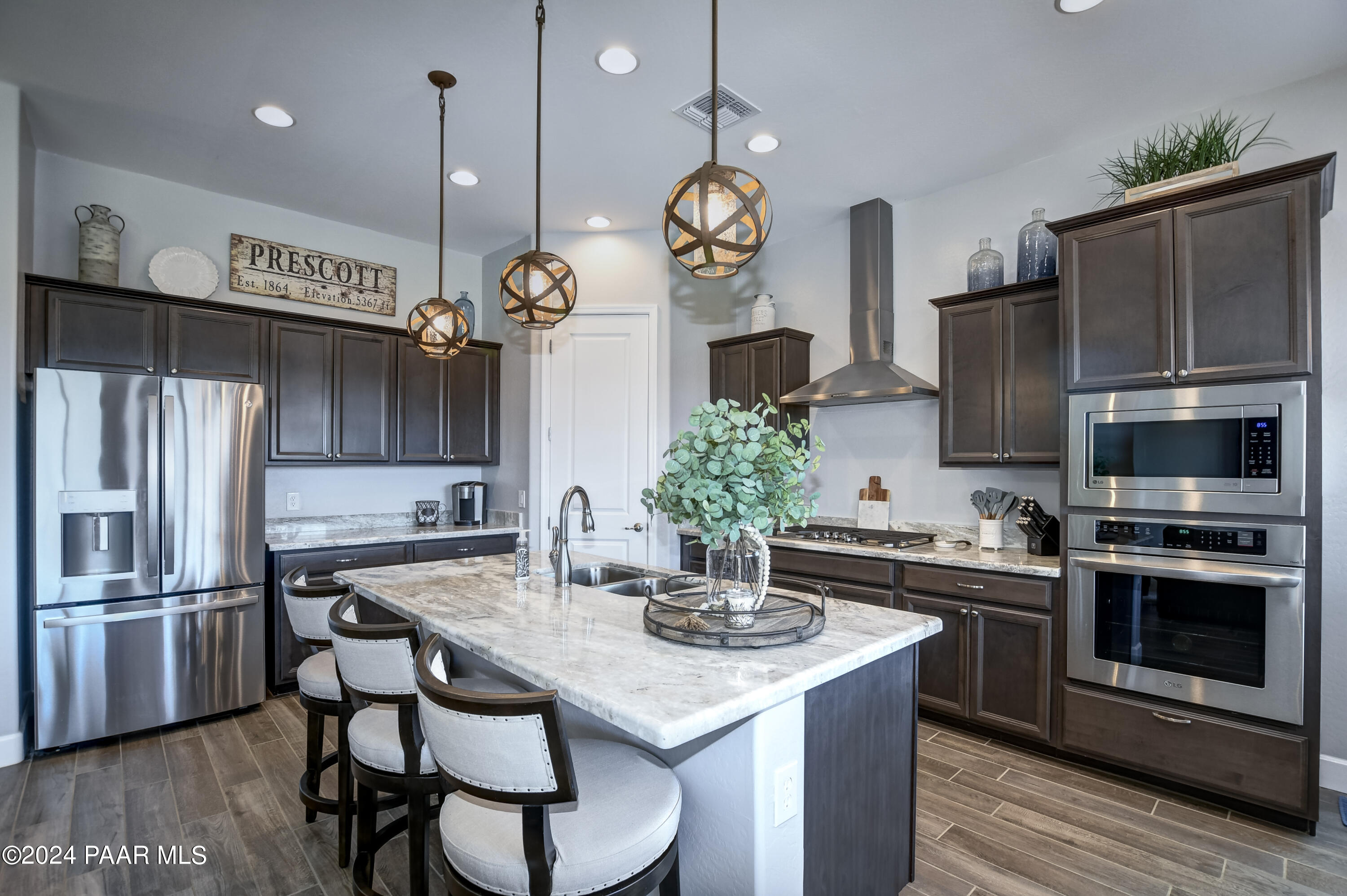 6823 Golden Tree Drive