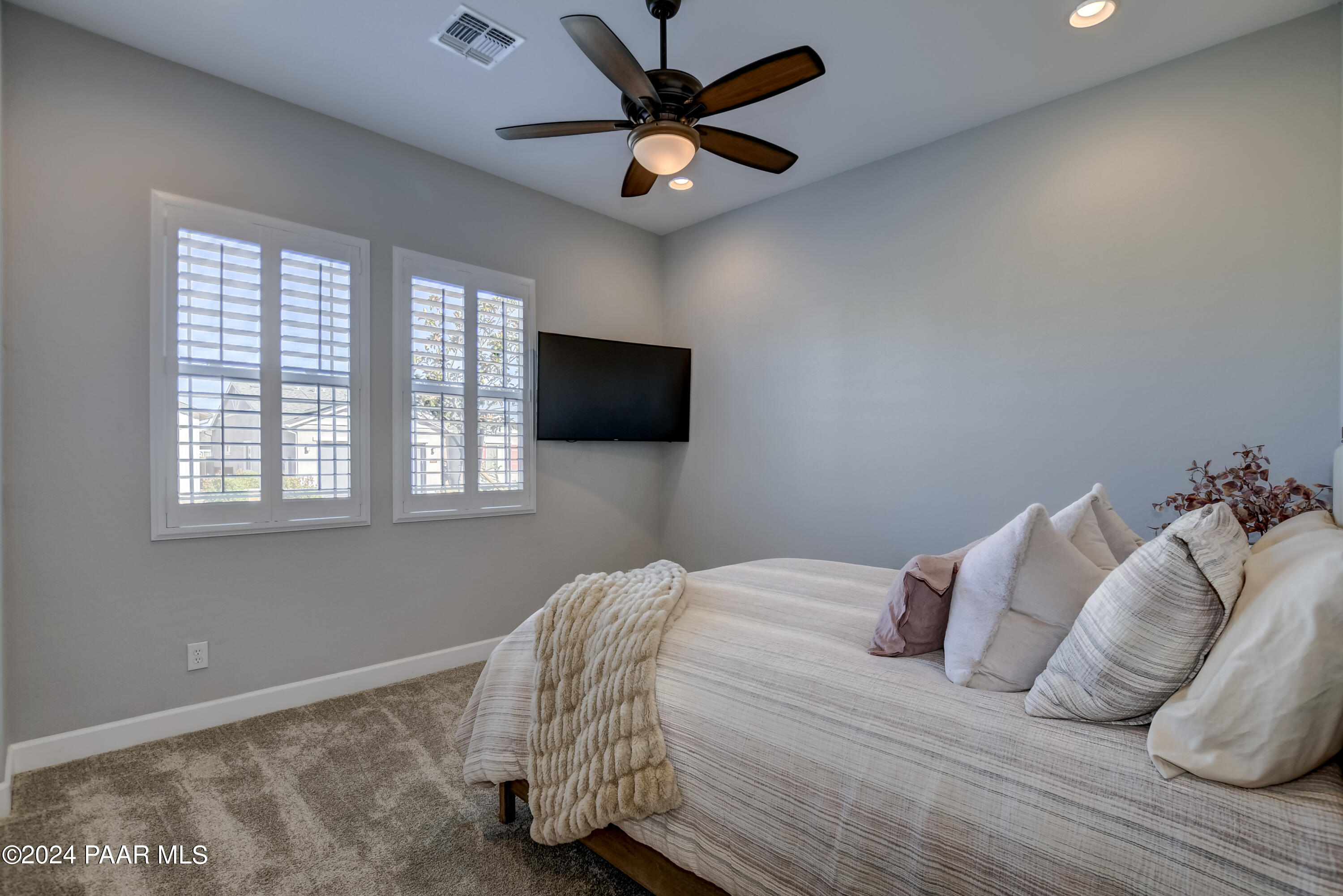 6823 Golden Tree Drive