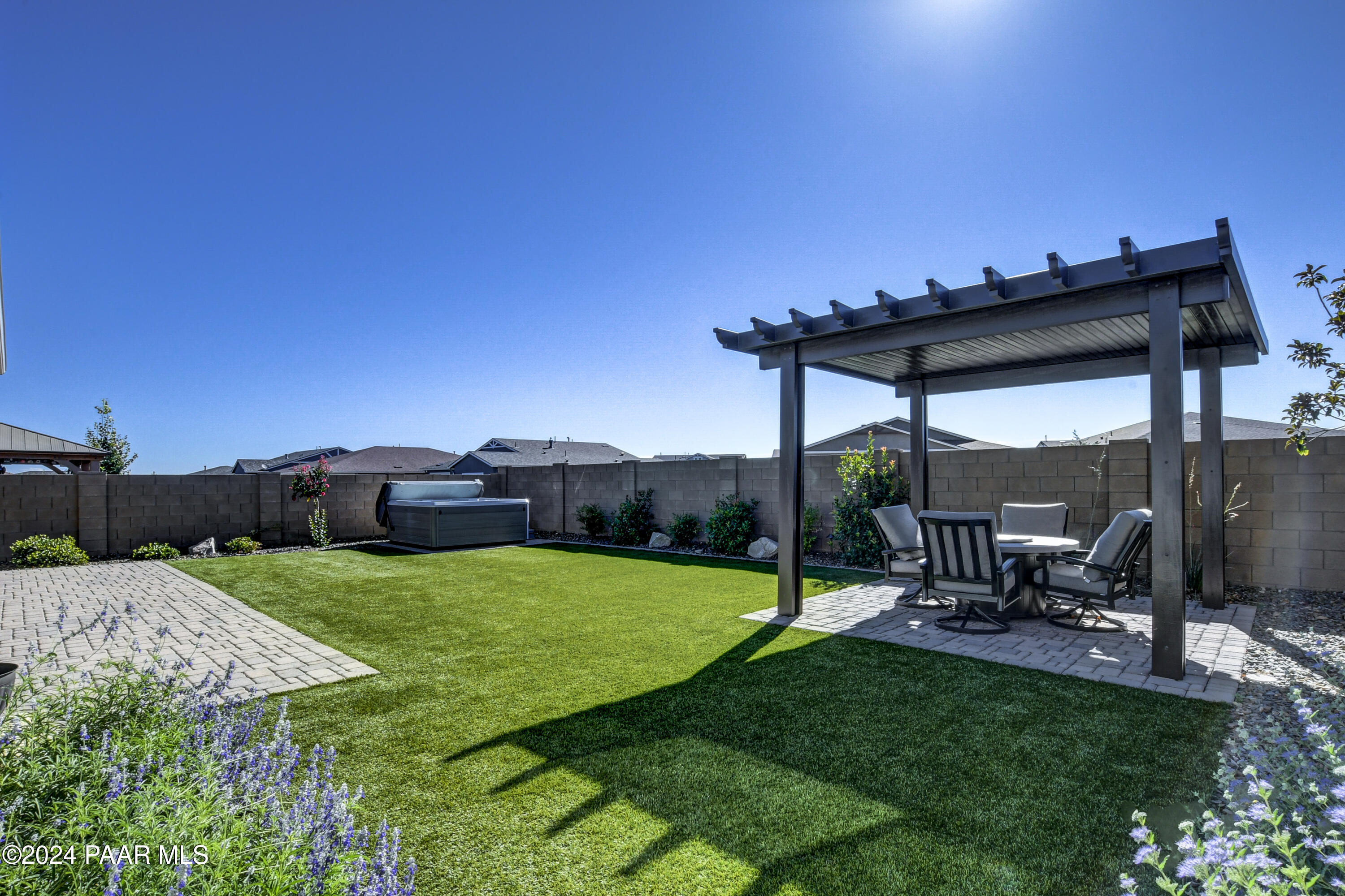 6823 Golden Tree Drive