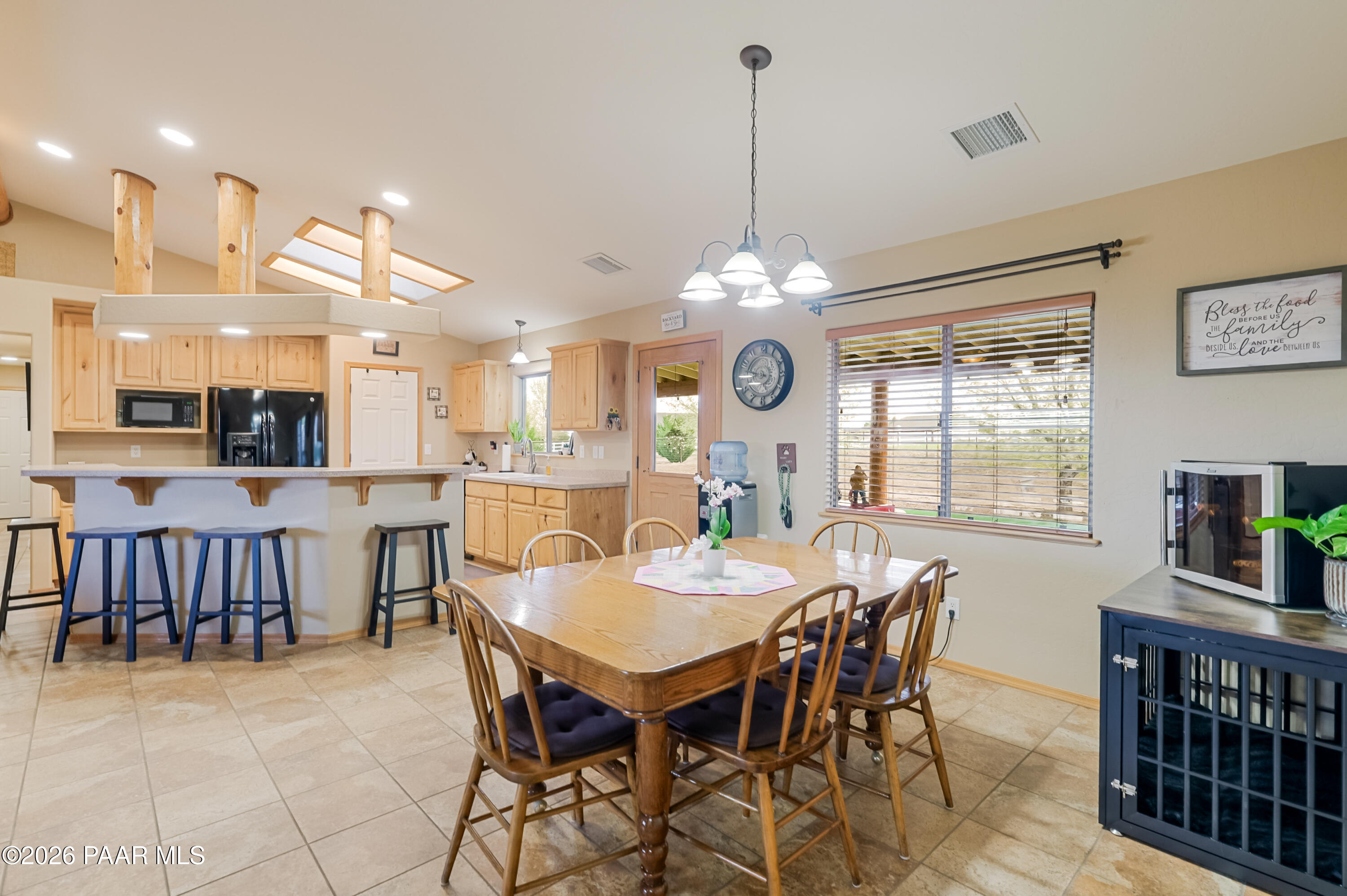 213 N Sycamore Vista Drive