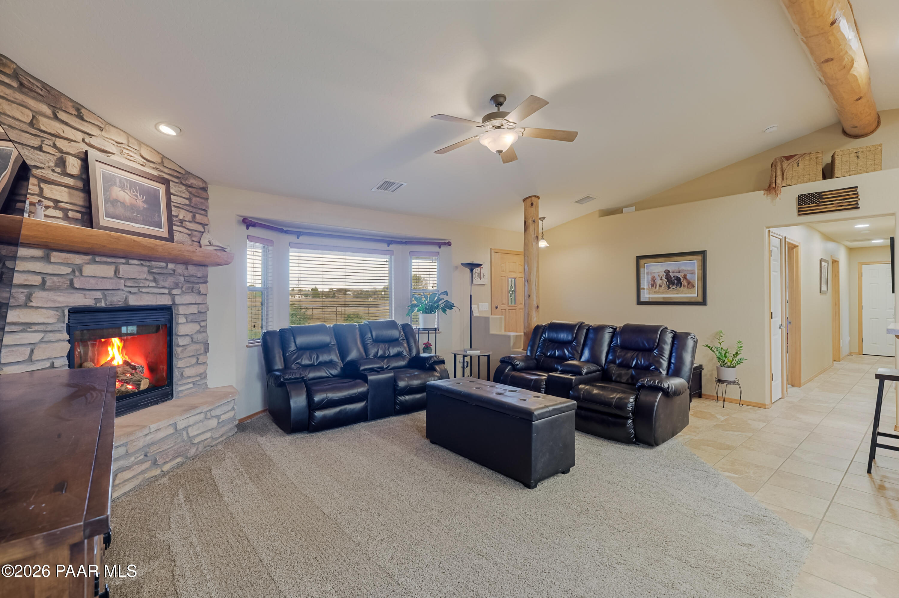 213 N Sycamore Vista Drive