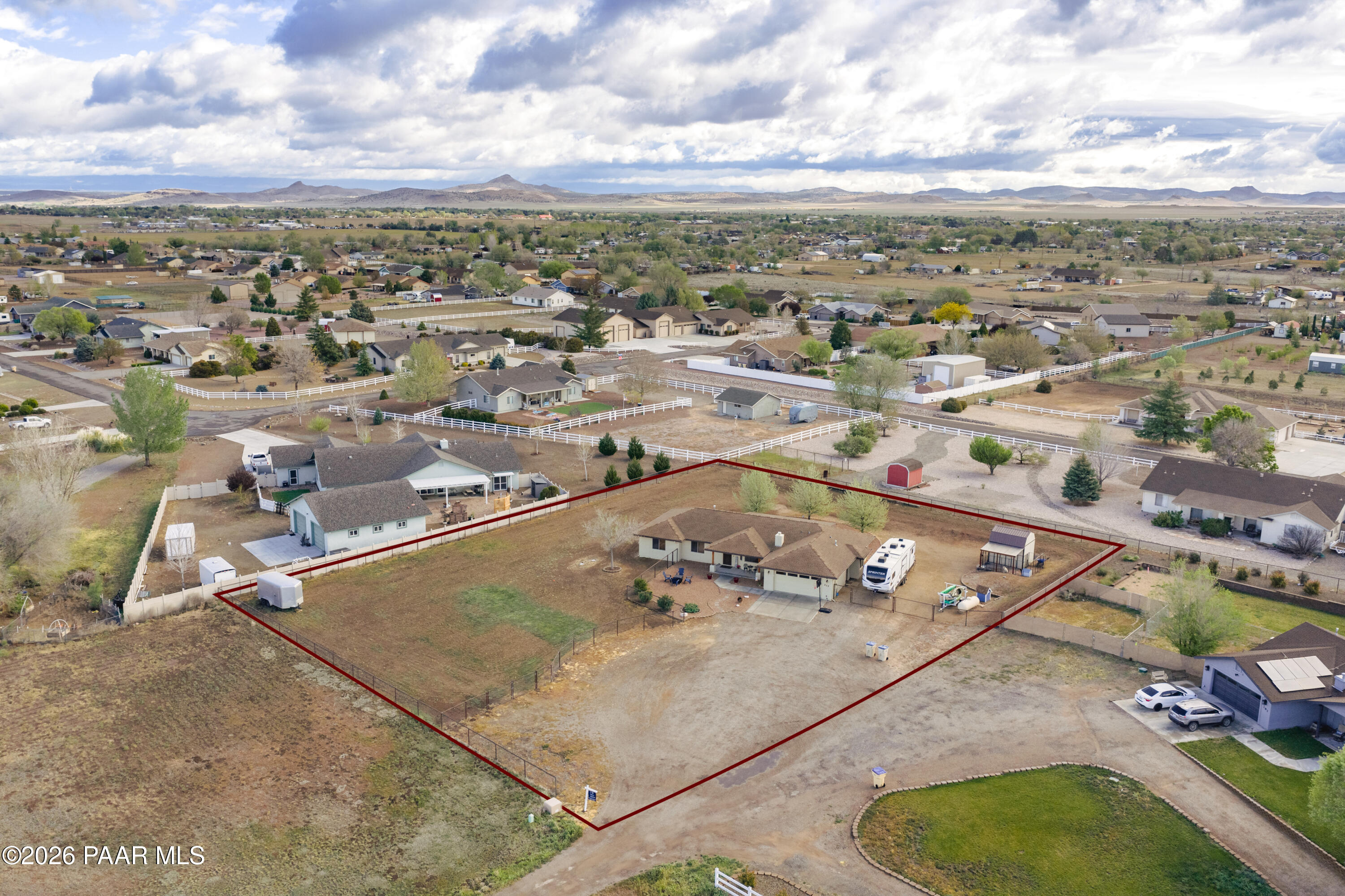 213 N Sycamore Vista Drive