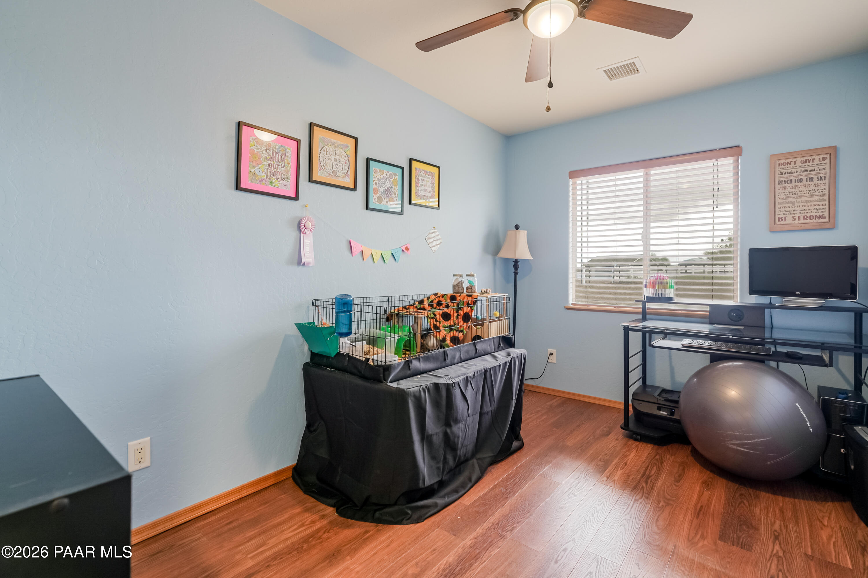 213 N Sycamore Vista Drive