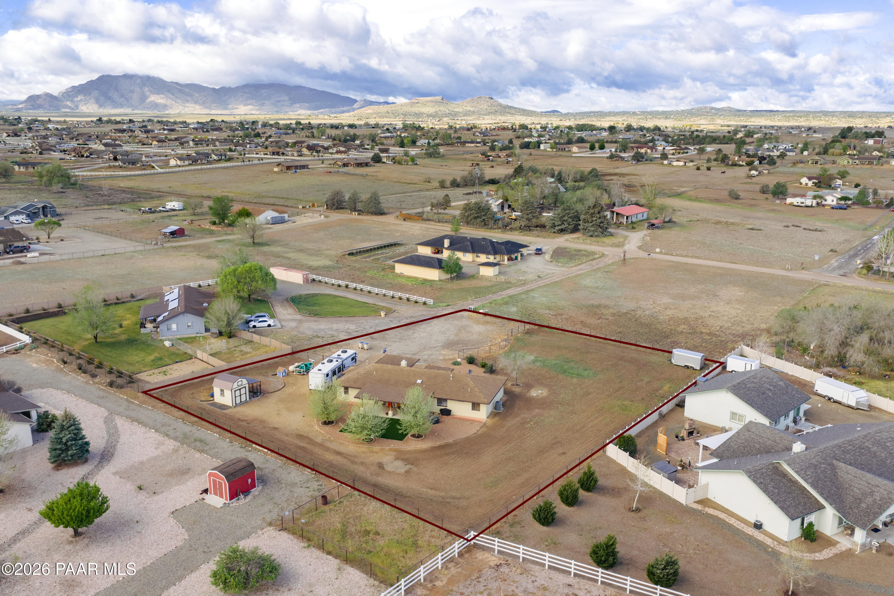 213 N Sycamore Vista Drive