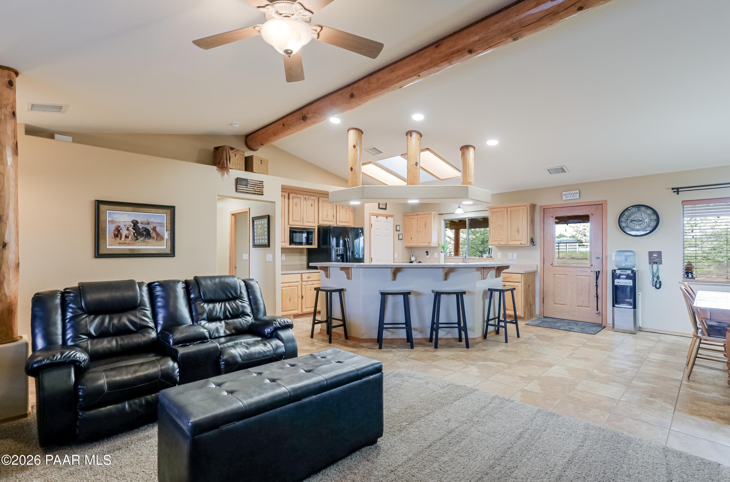 213 N Sycamore Vista Drive