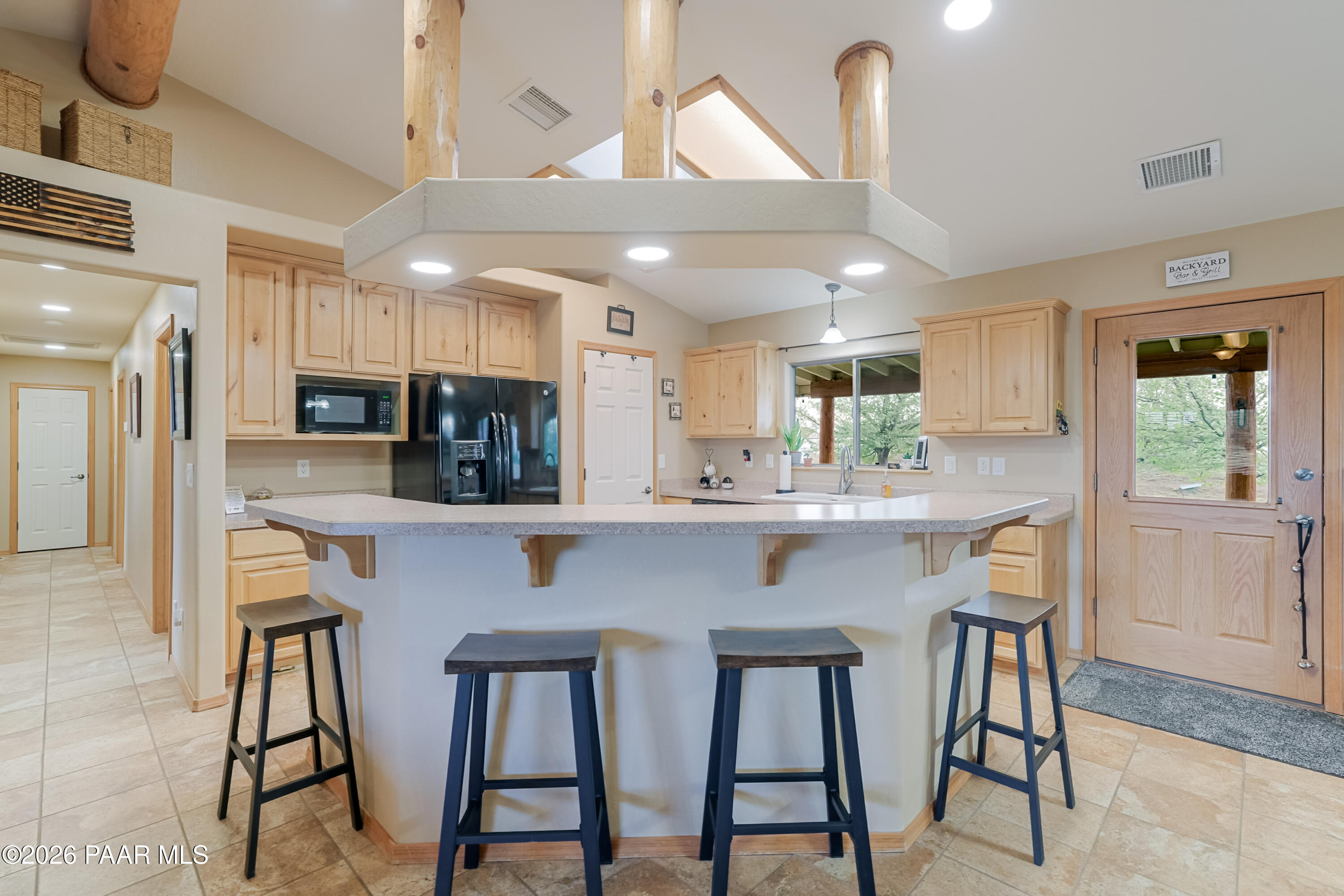 213 N Sycamore Vista Drive