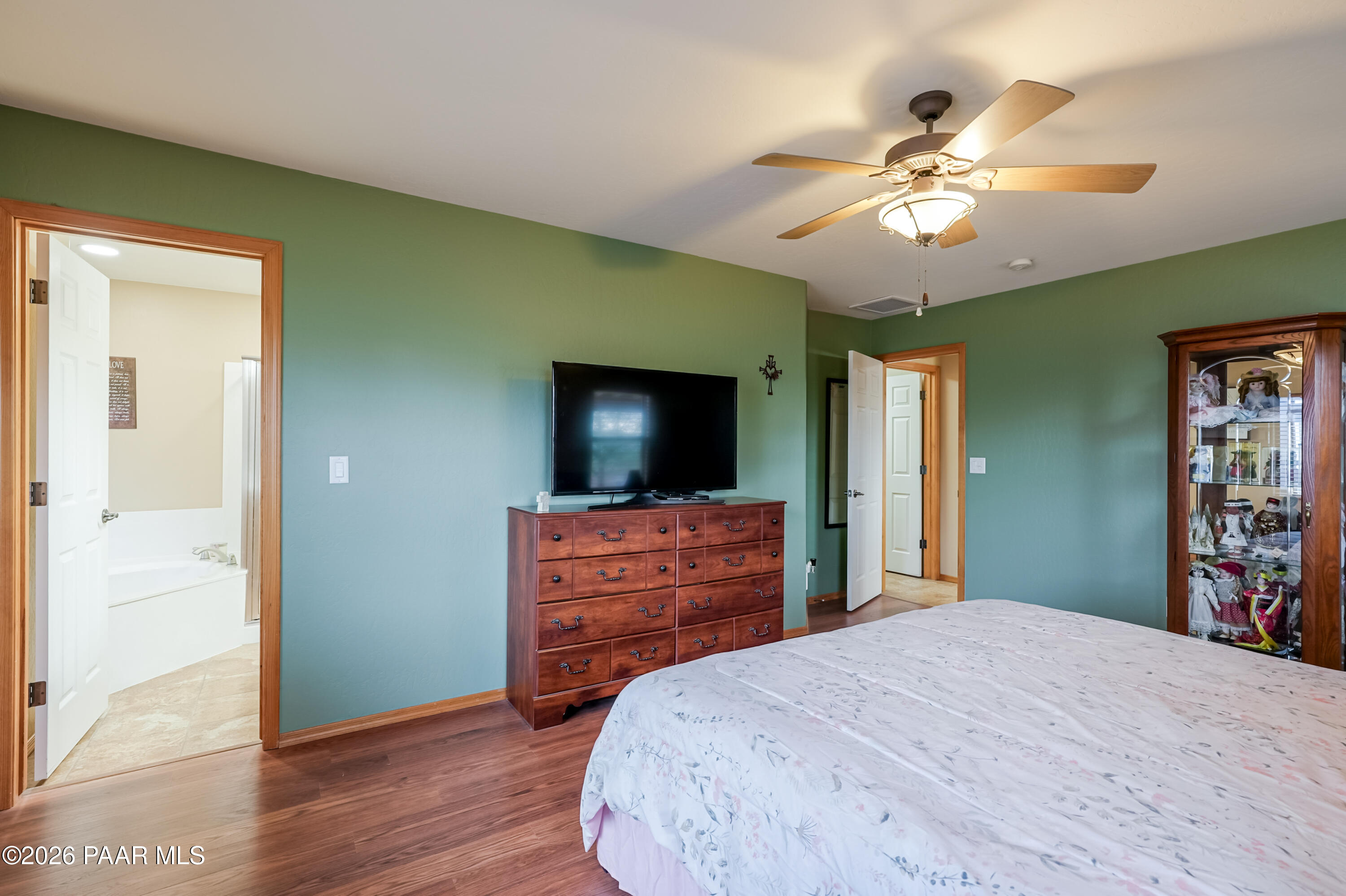 213 N Sycamore Vista Drive