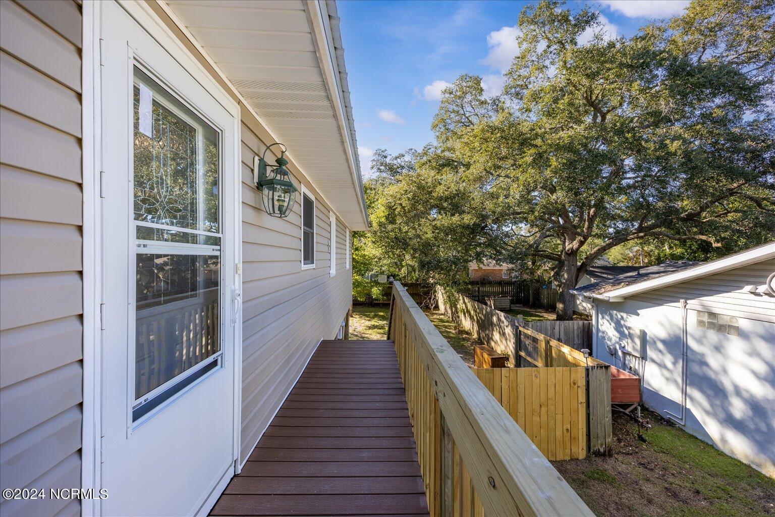 135 NW 3rd Street