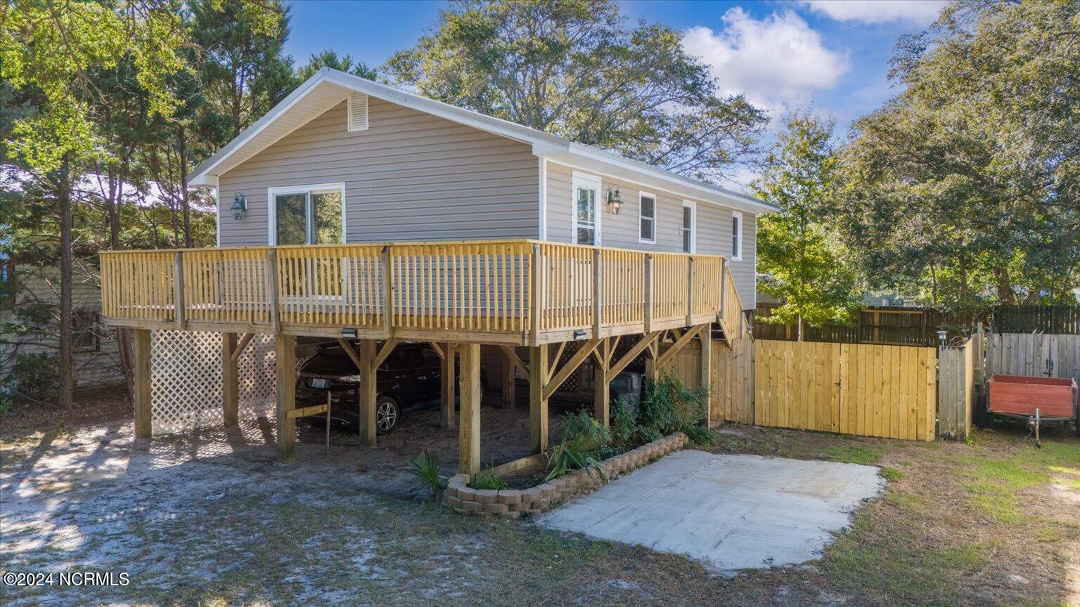 135 NW 3rd Street