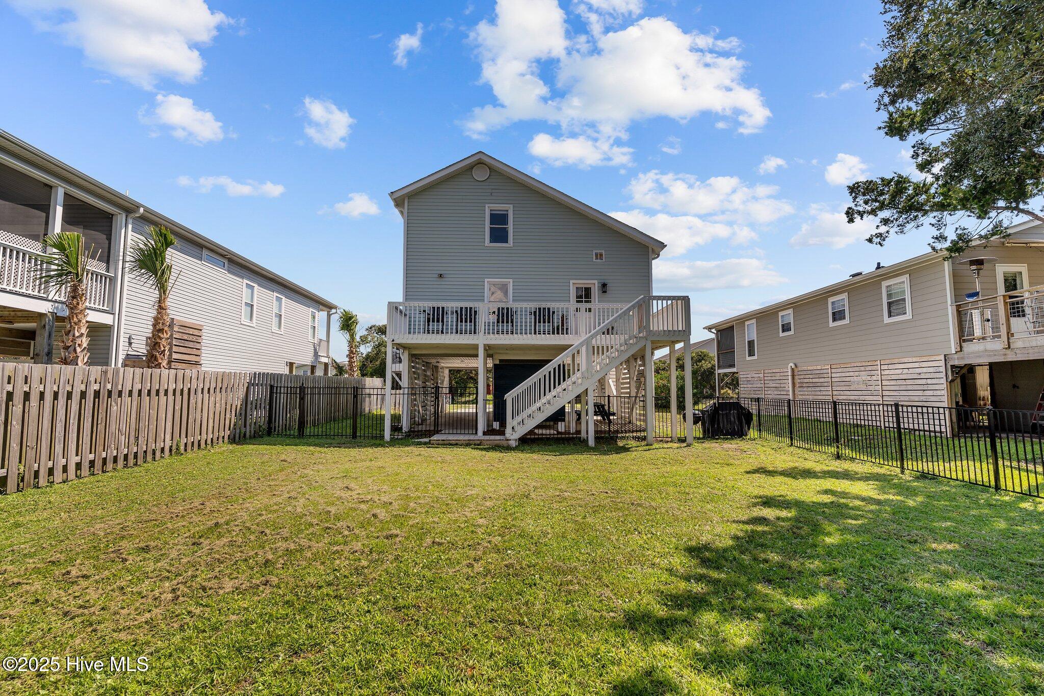 920 E Pelican Drive