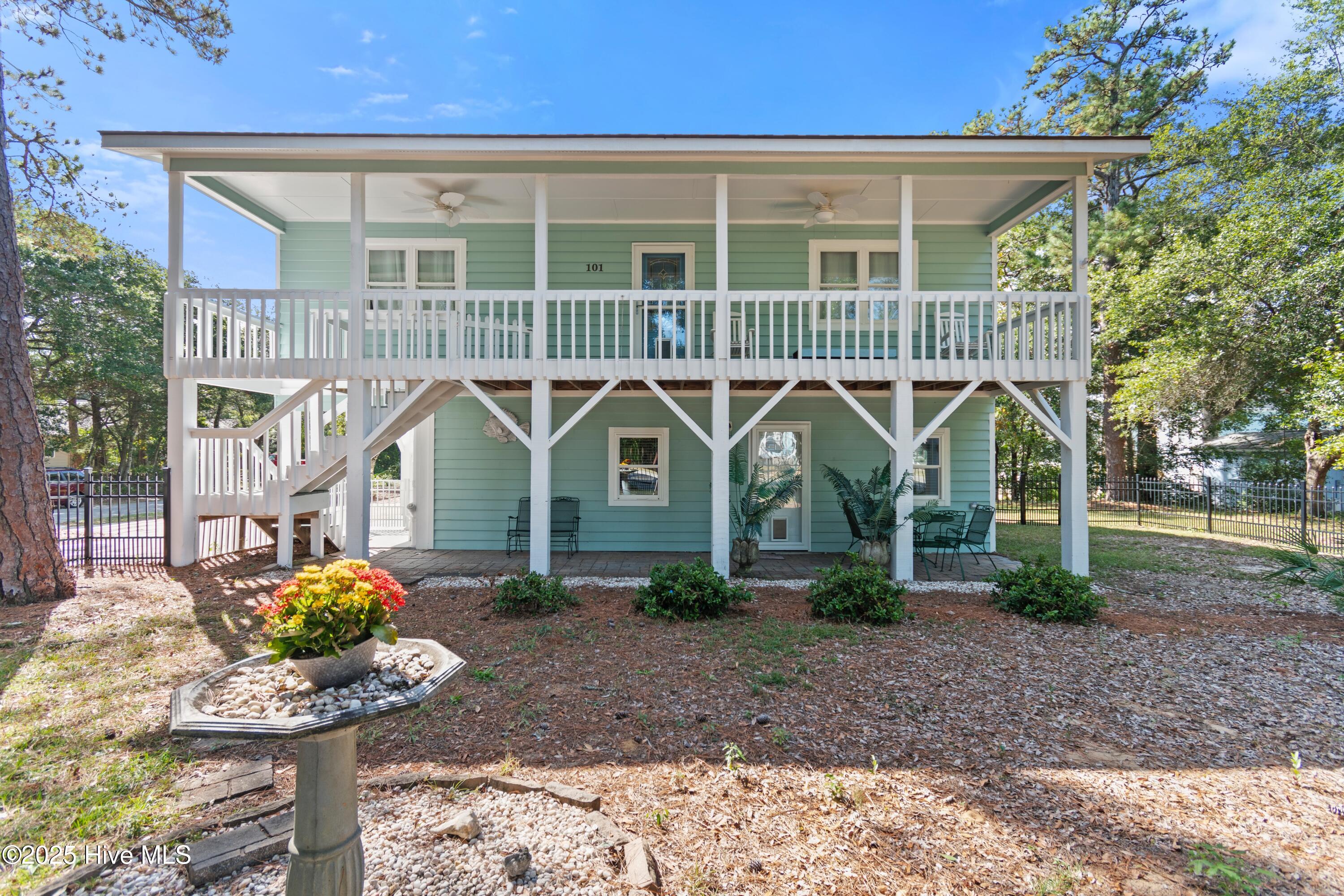 101 W Oak Island Drive