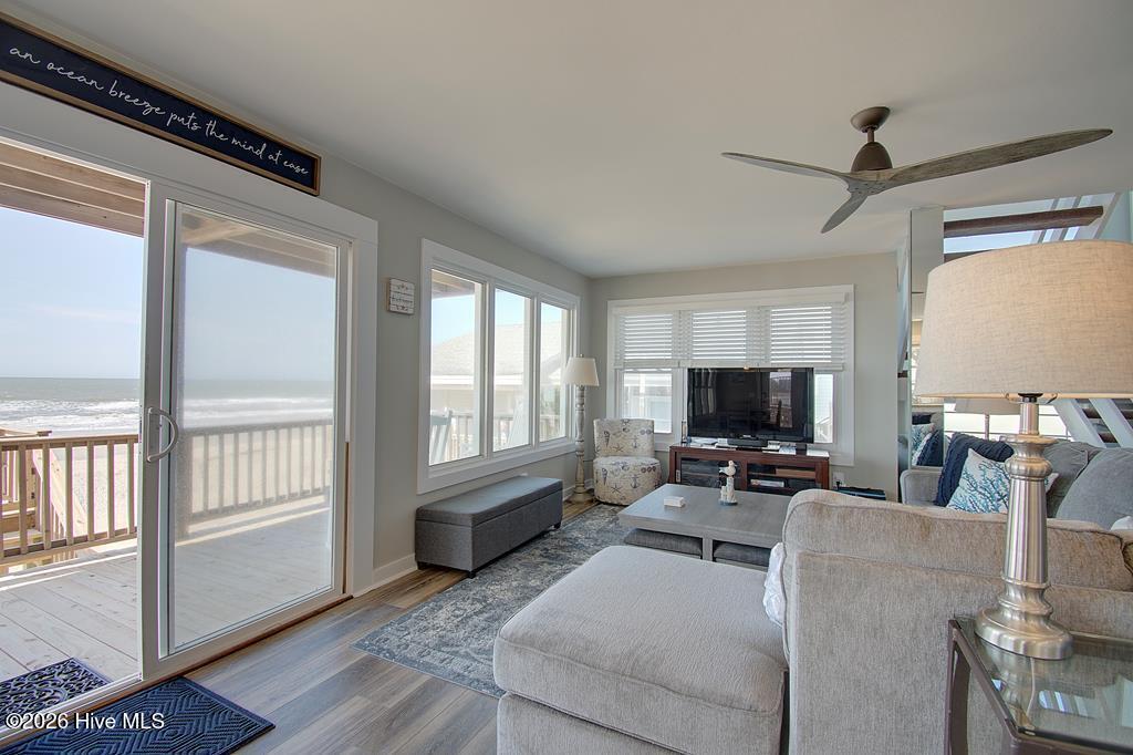 209 W Beach Drive