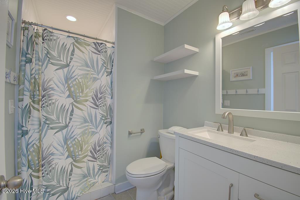 209 W Beach Drive
