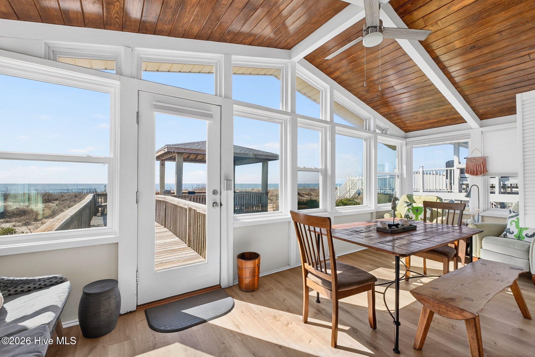 2521 W Beach Drive
