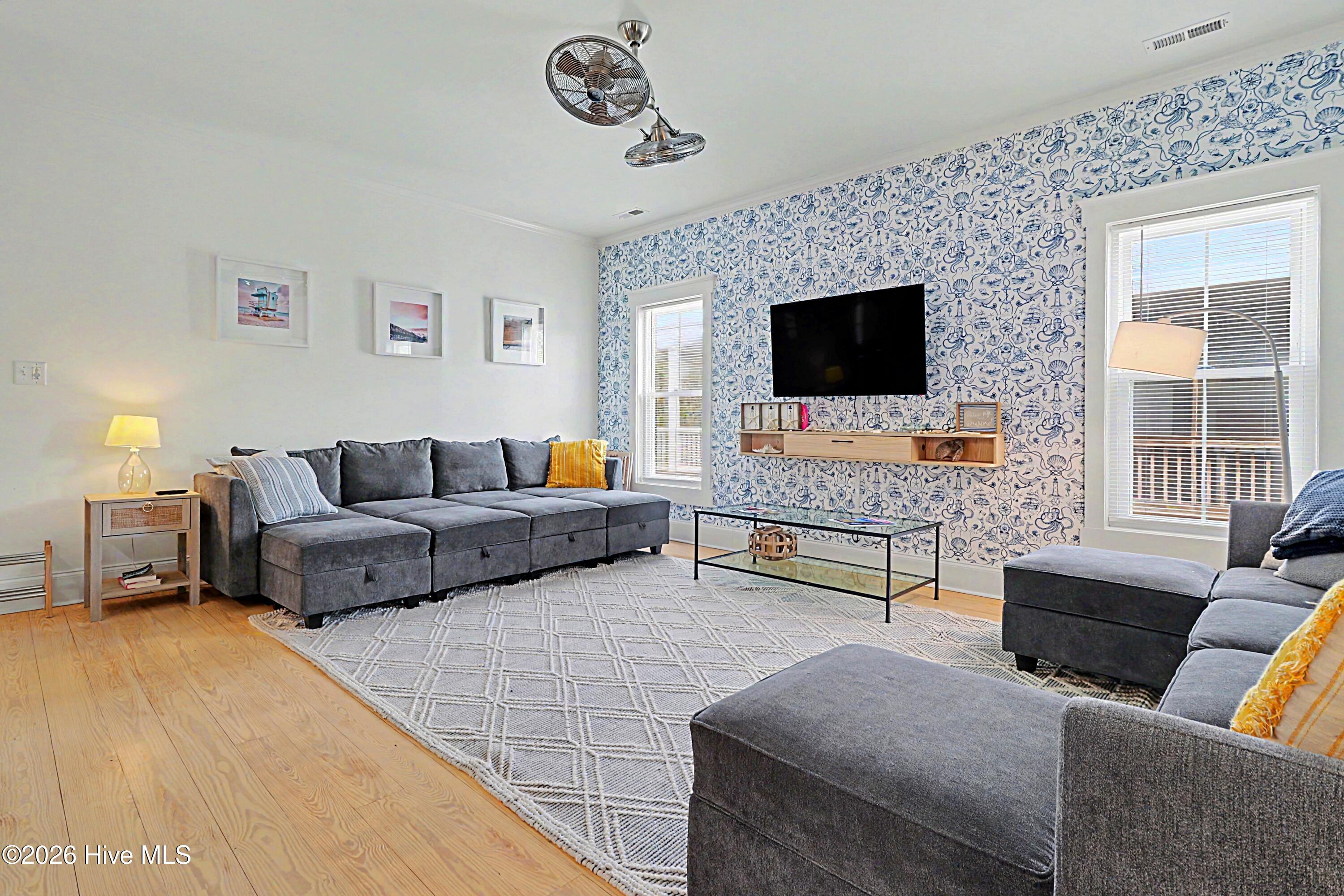 168 NW 6th Street