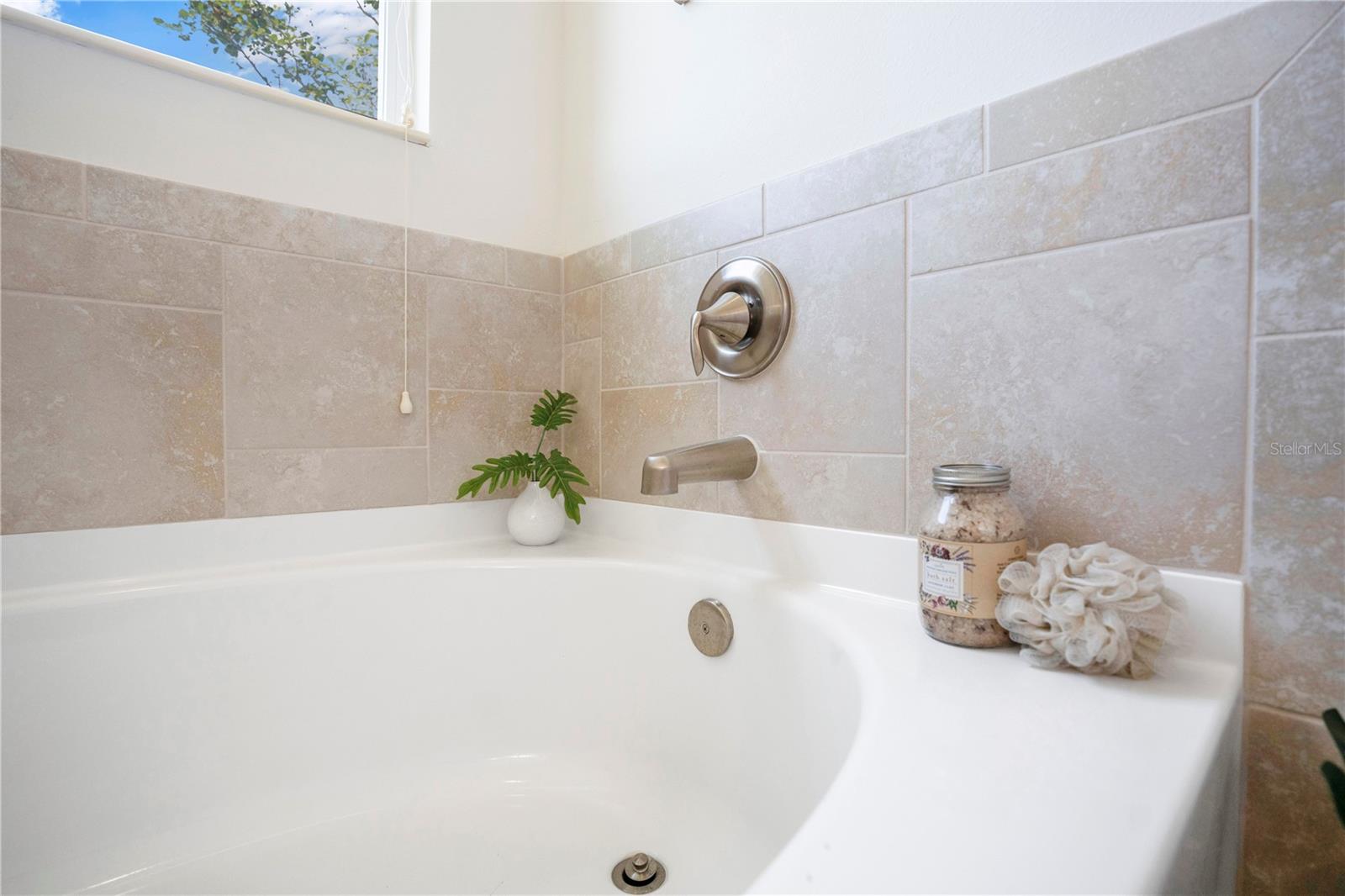 6303 SUNSAIL PL