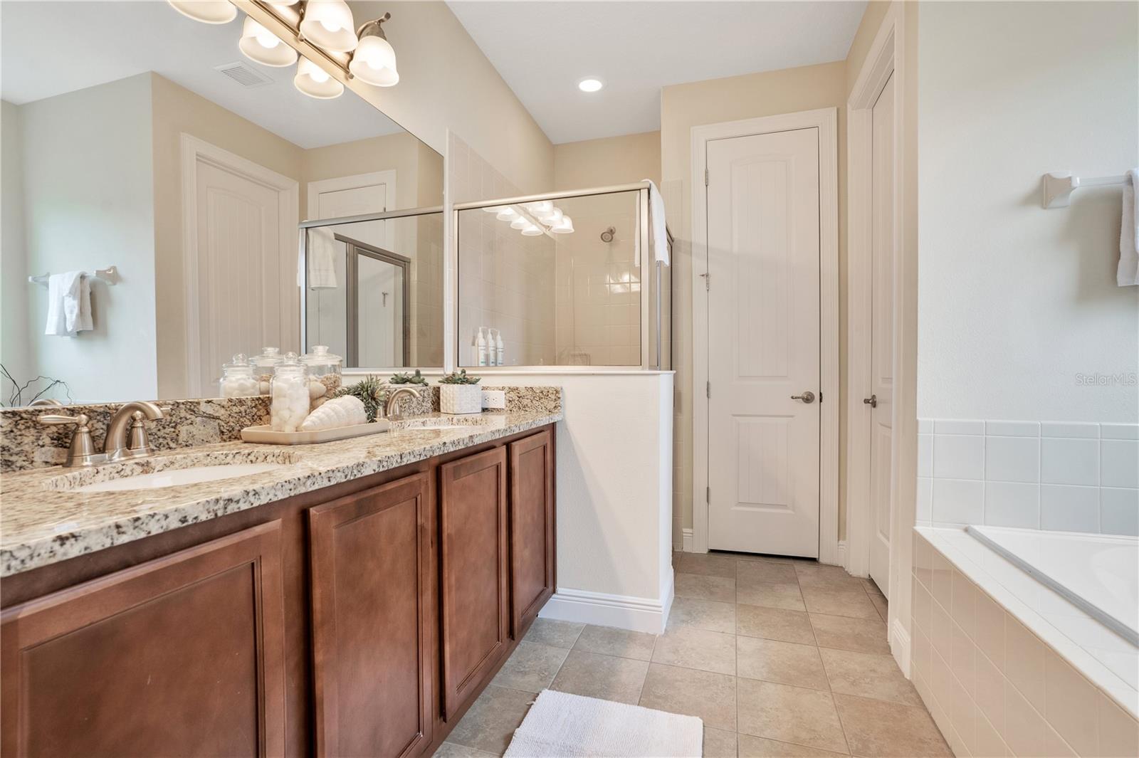 7654 WILMINGTON LOOP