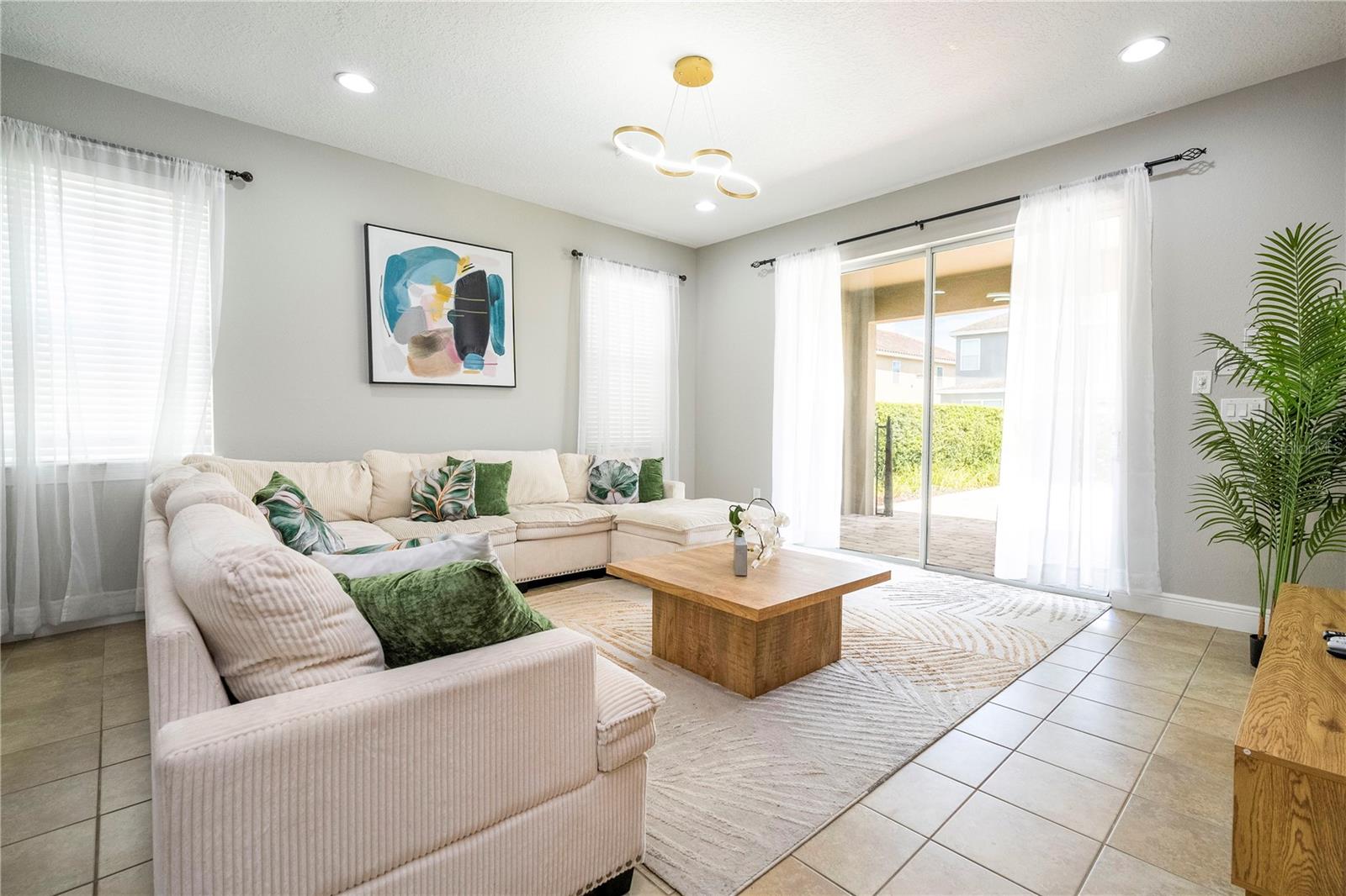 7639 WILMINGTON LOOP