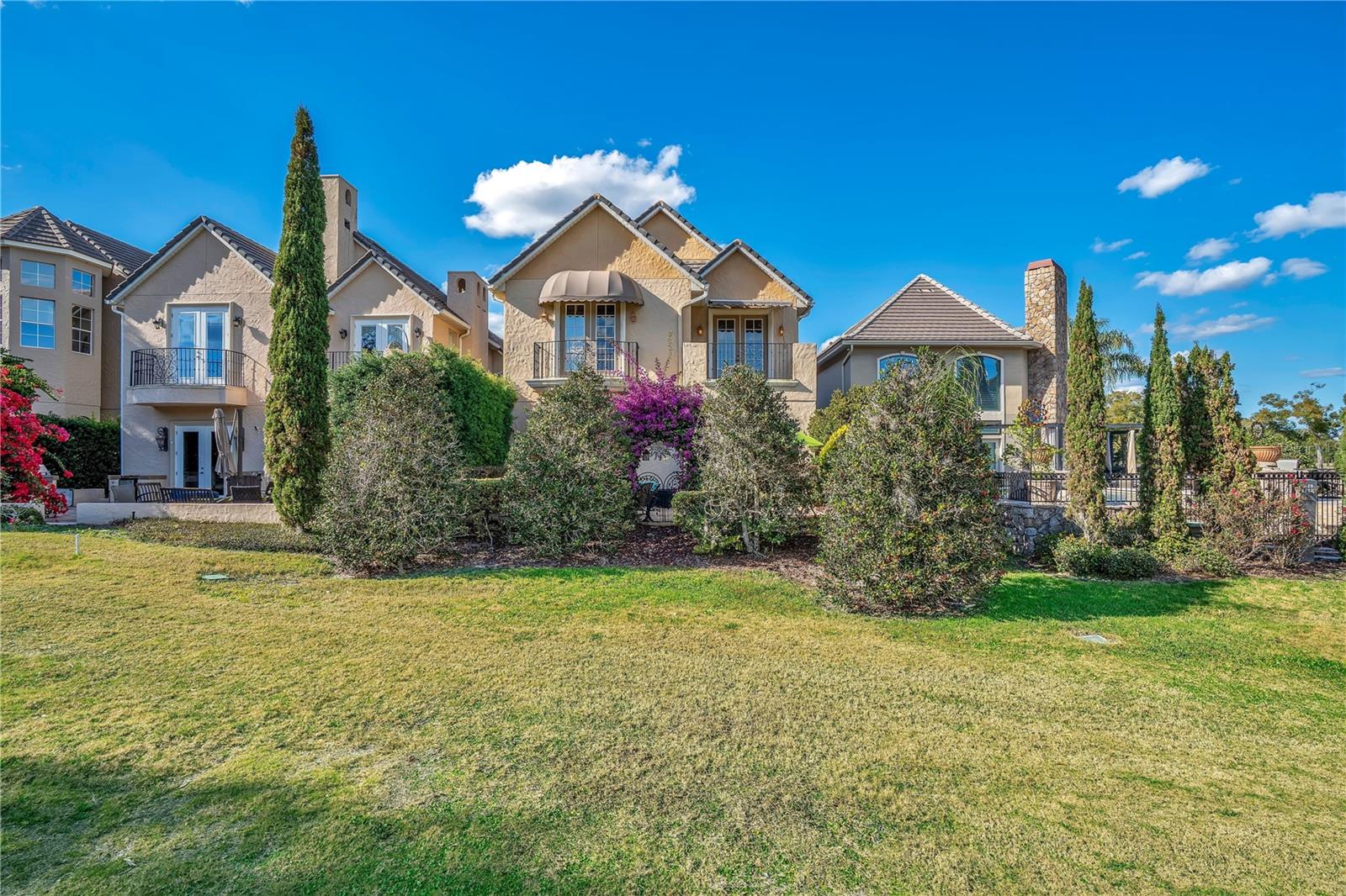 280 LAKE BRITTANY CT