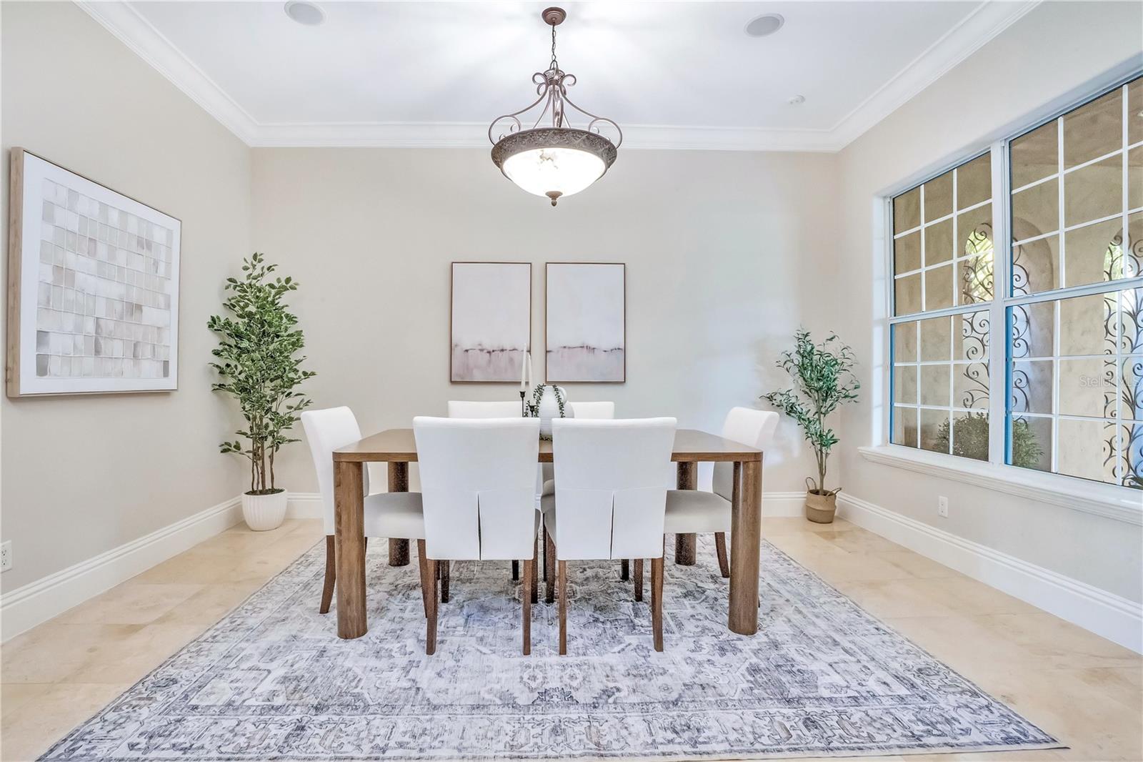 280 LAKE BRITTANY CT