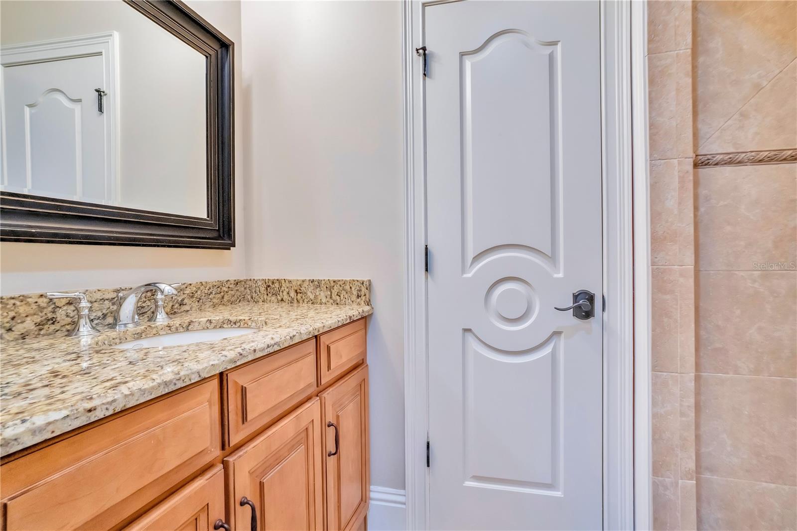 280 LAKE BRITTANY CT