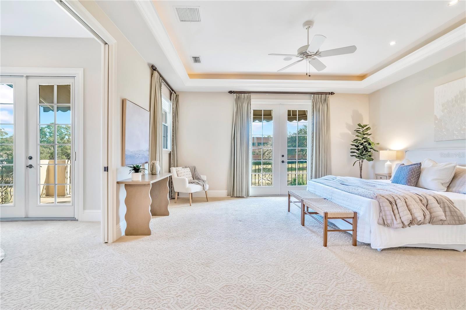 280 LAKE BRITTANY CT