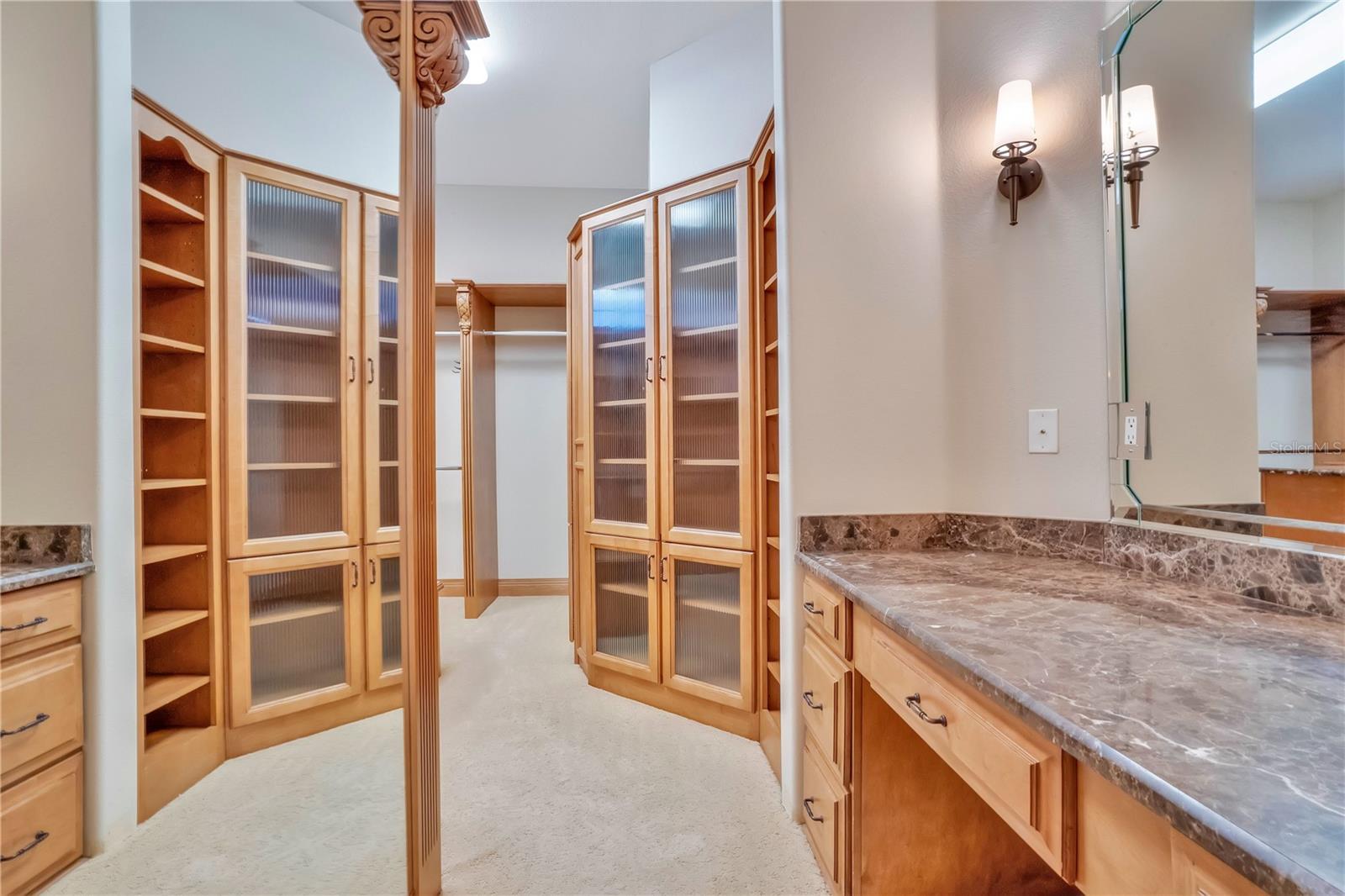 280 LAKE BRITTANY CT