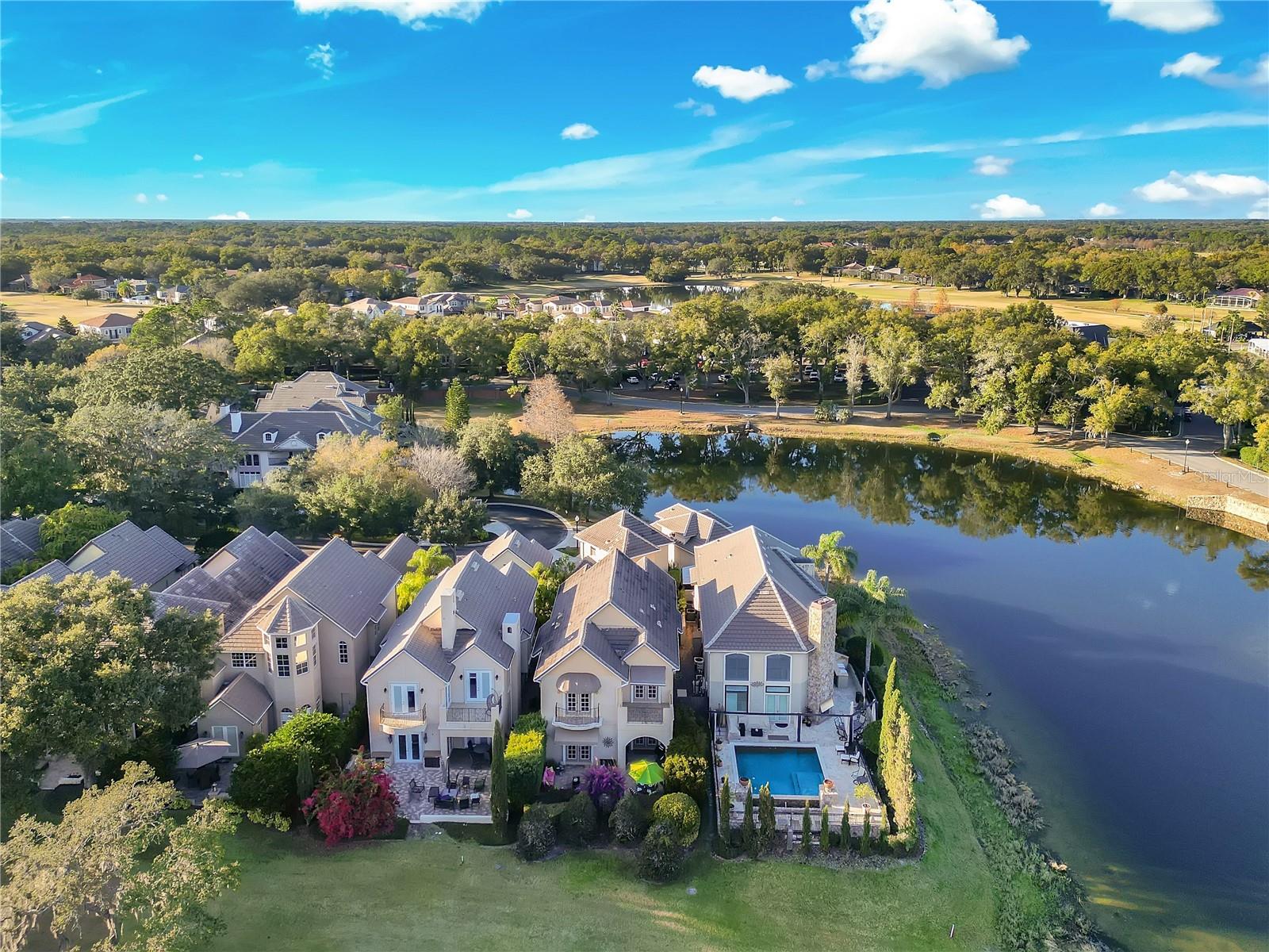 280 LAKE BRITTANY CT